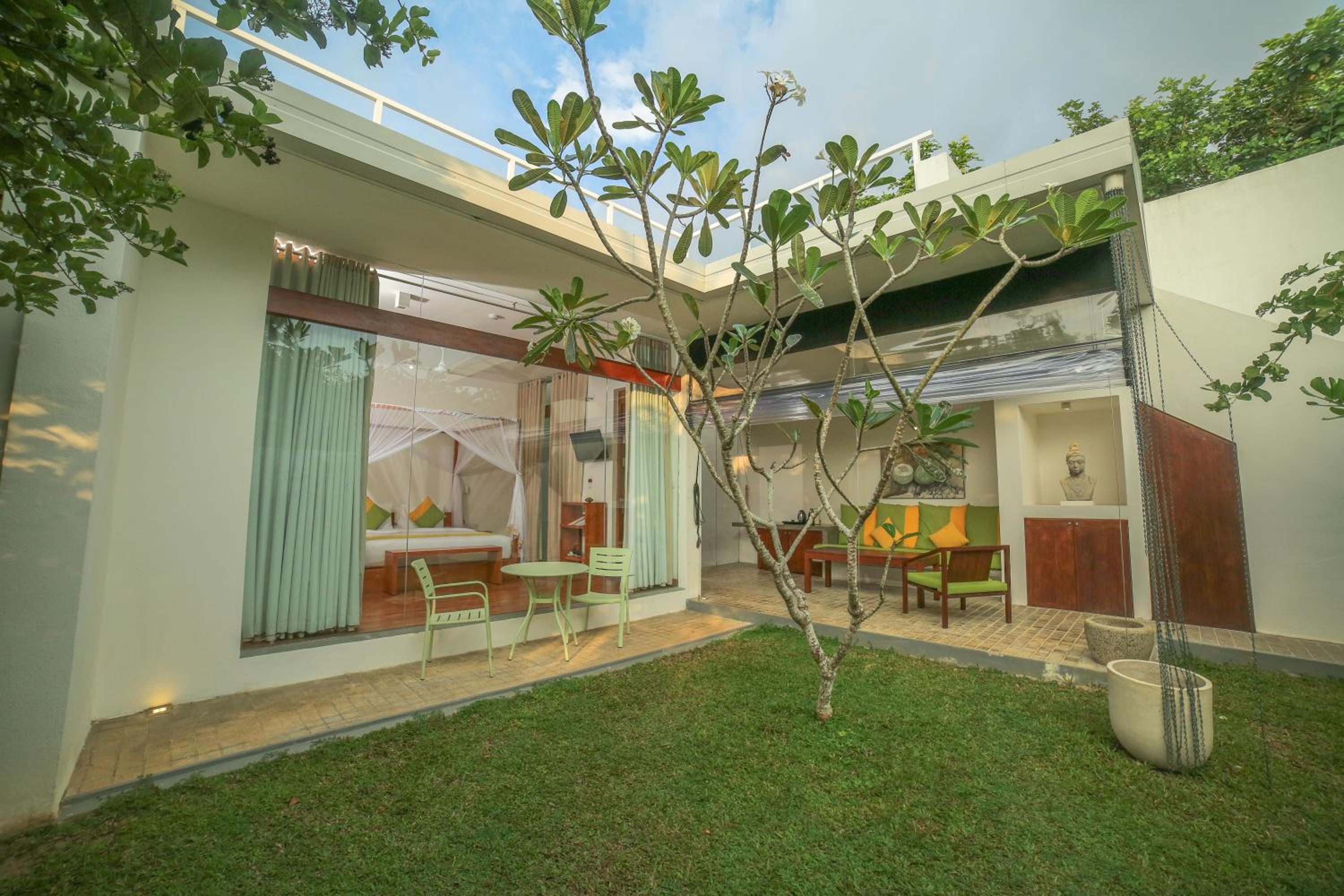 Cove Villa photo 2