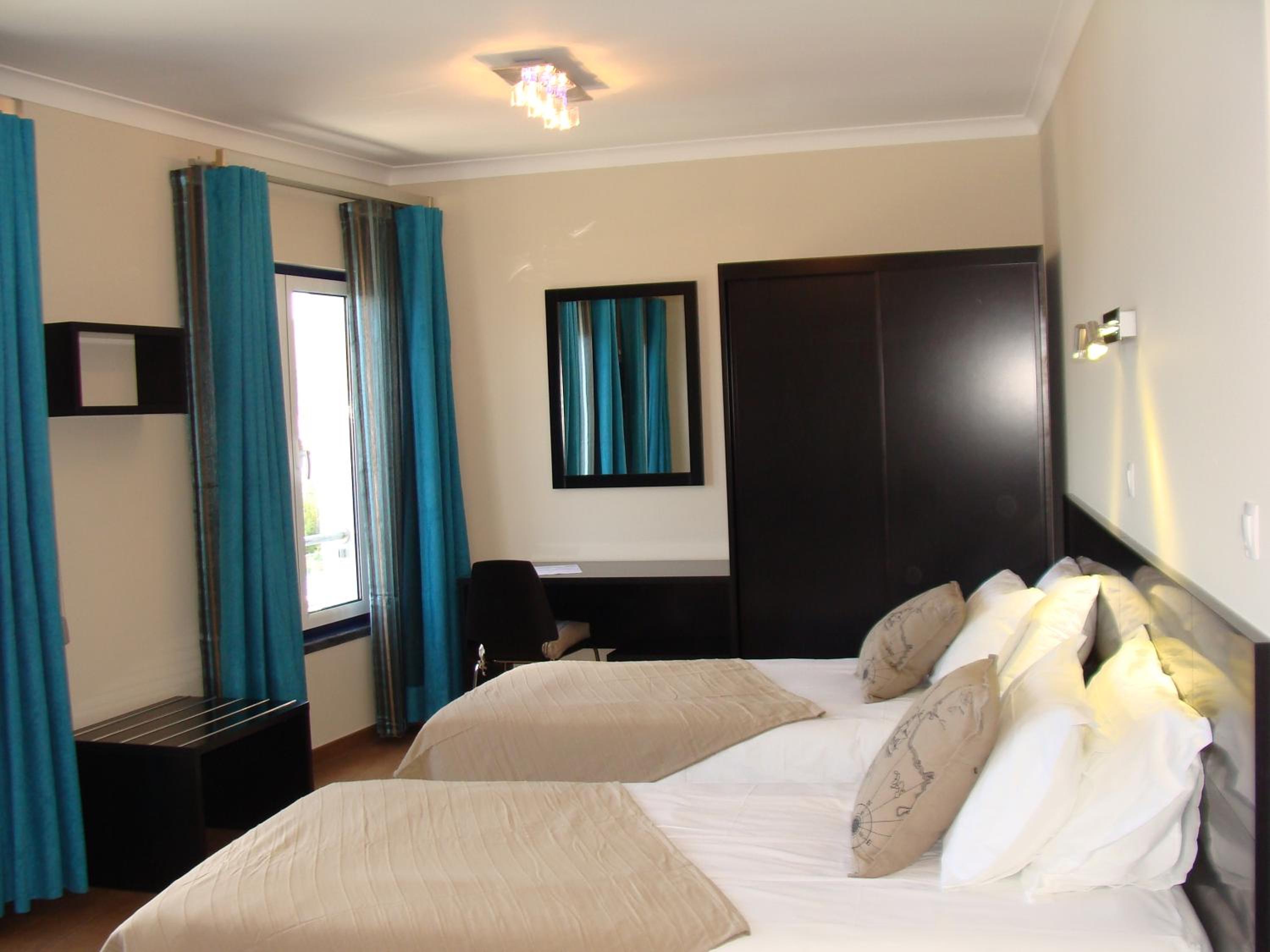 Apartment with Sea View - Photo 4