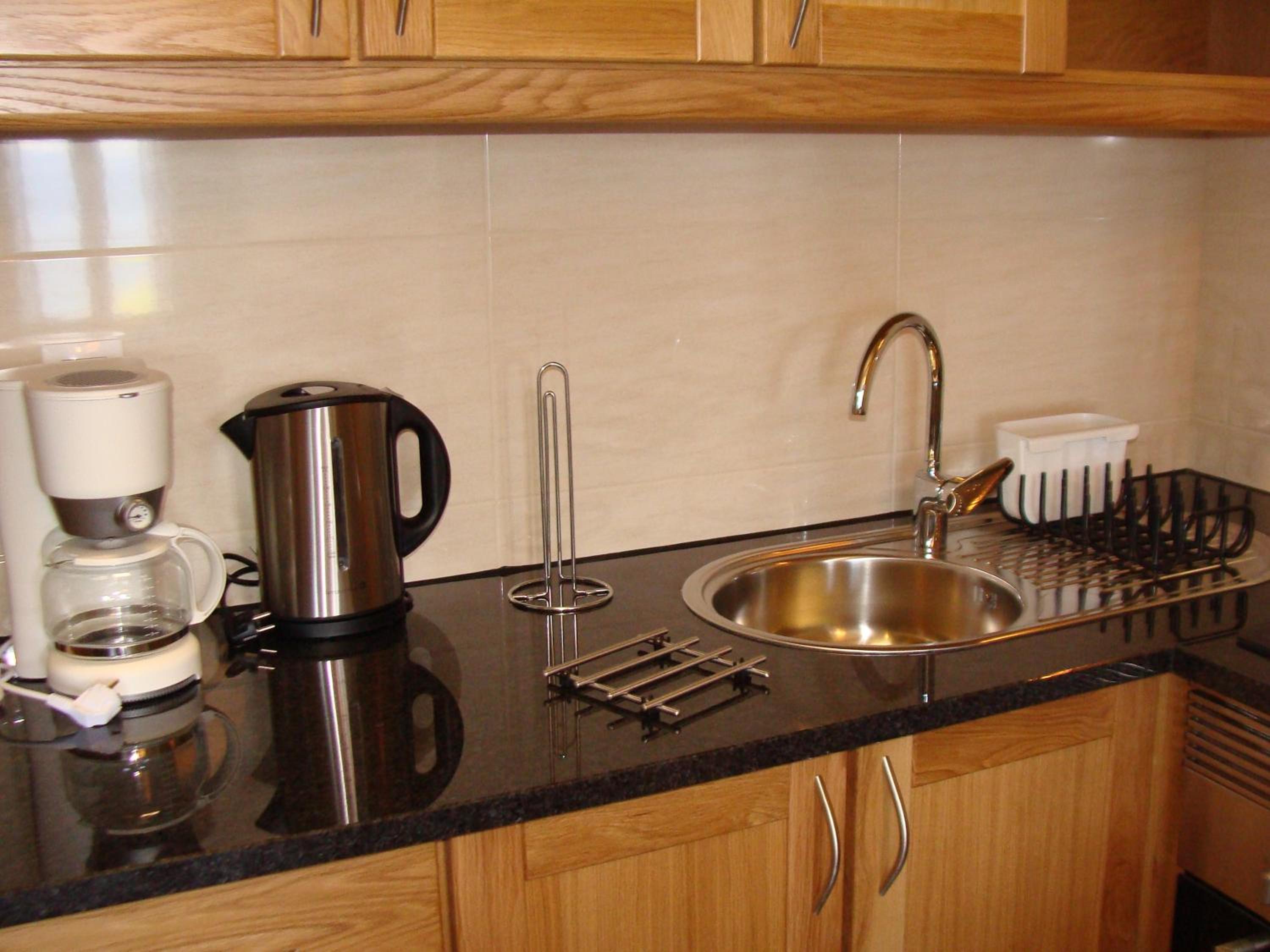Apartment with Sea View - Photo 15