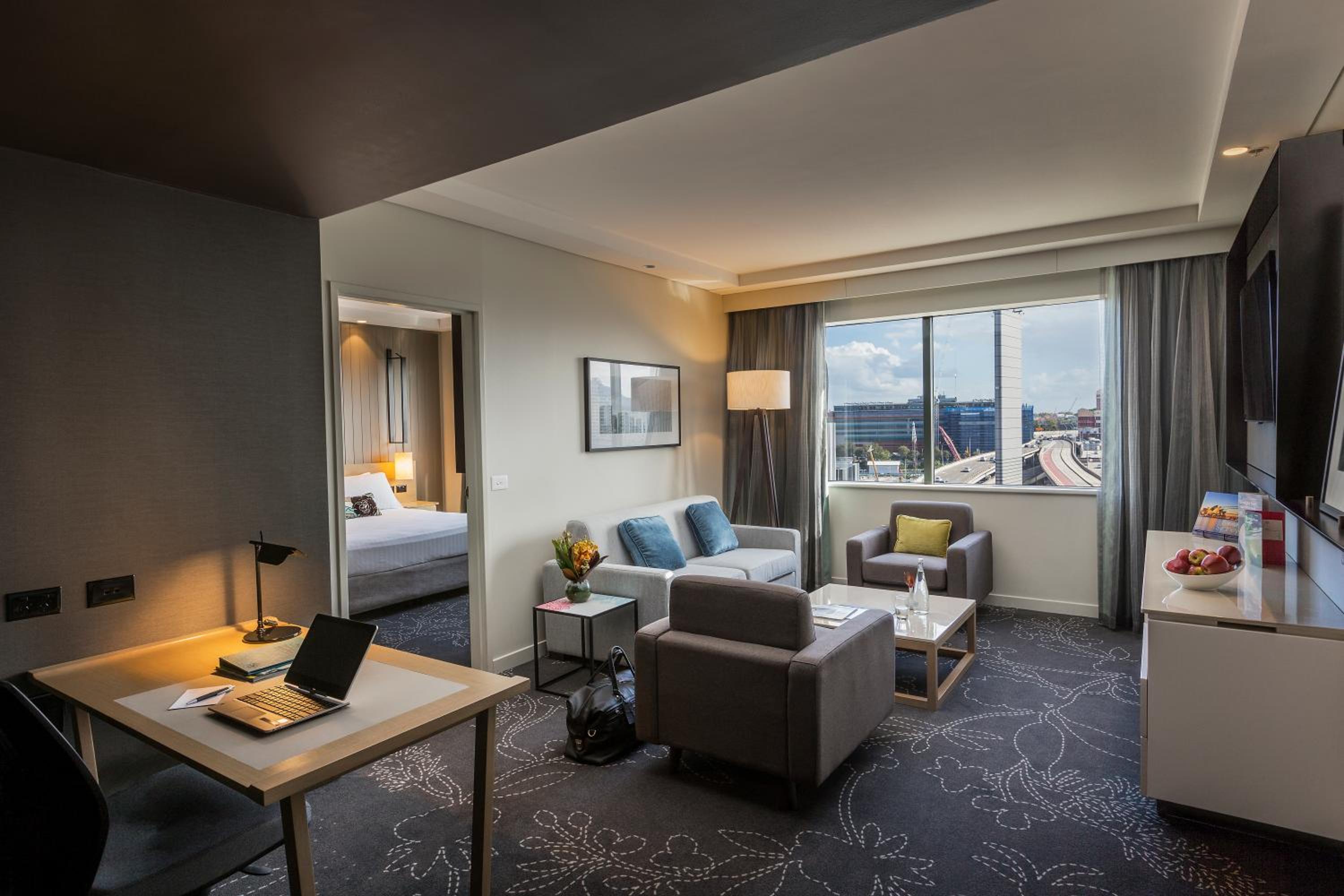 Suite with Club Lounge Access