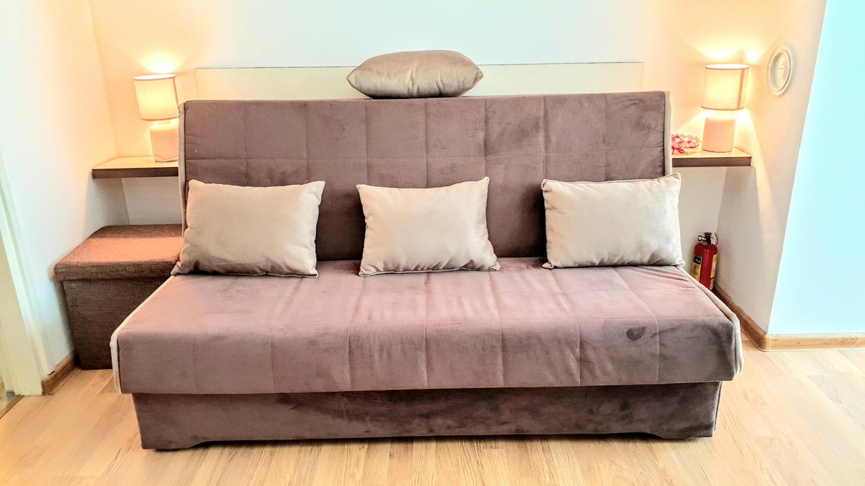 Studio Apartment photo 1