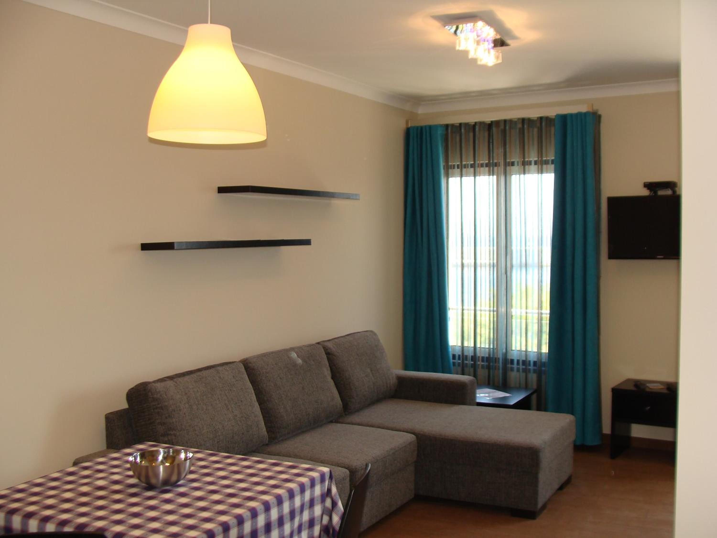Apartment with Sea View - Photo 5