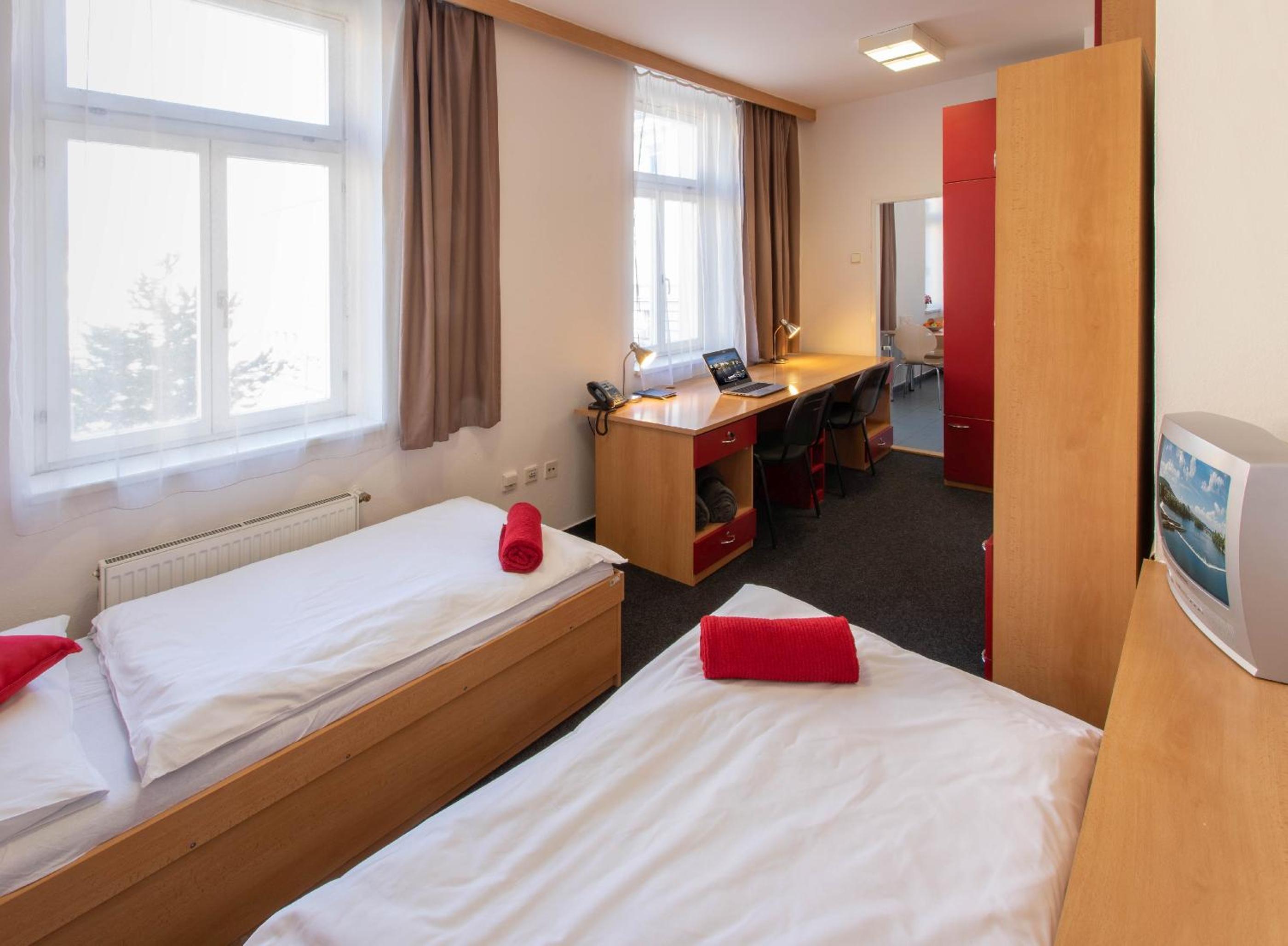 Twin Room with Private Bathroom