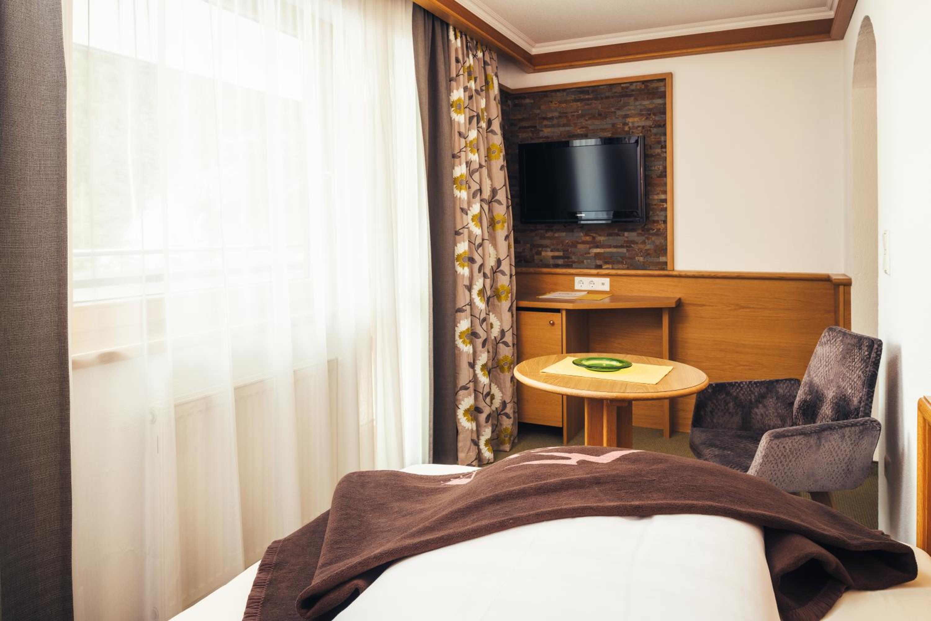 Single Room photo 2