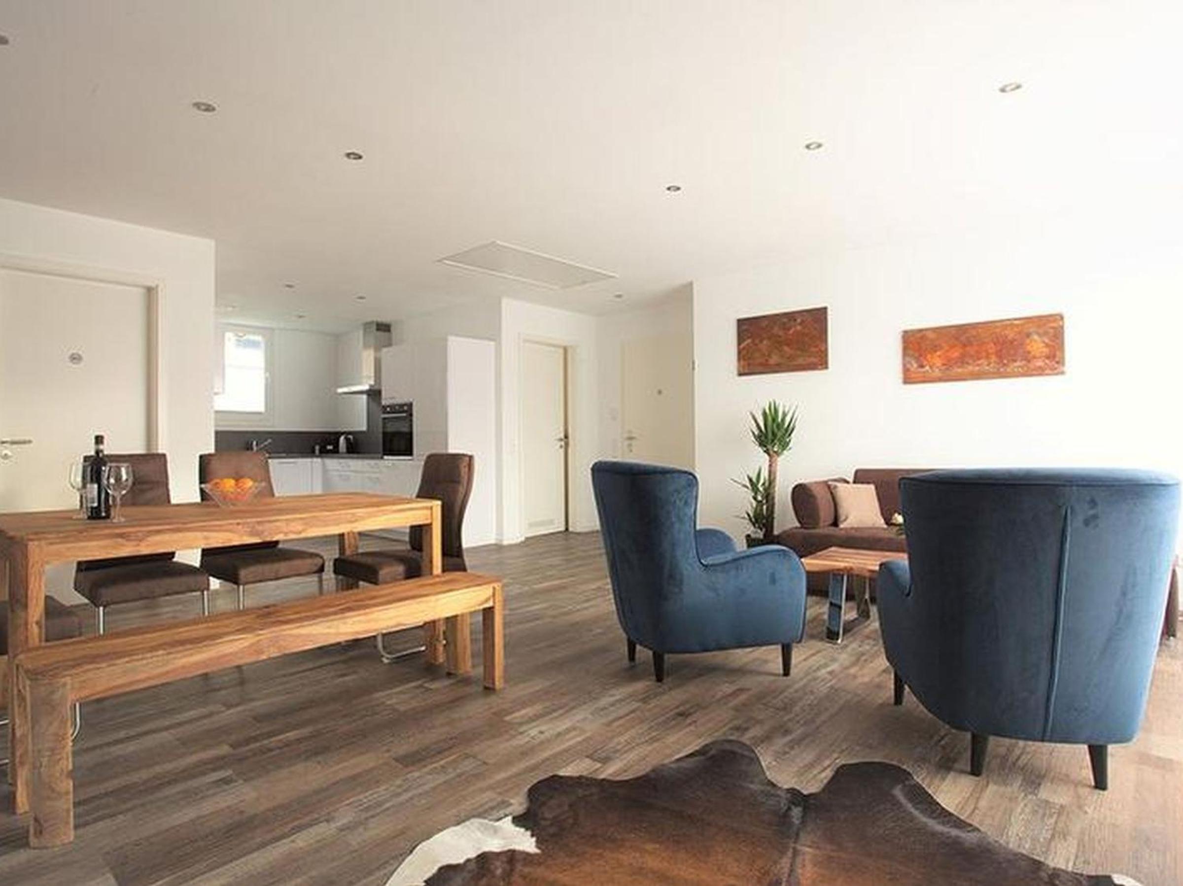 Two-Bedroom Deluxe Apartment with Garden View