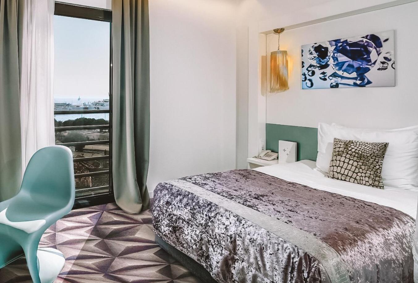 Standard Single Room with Sea View