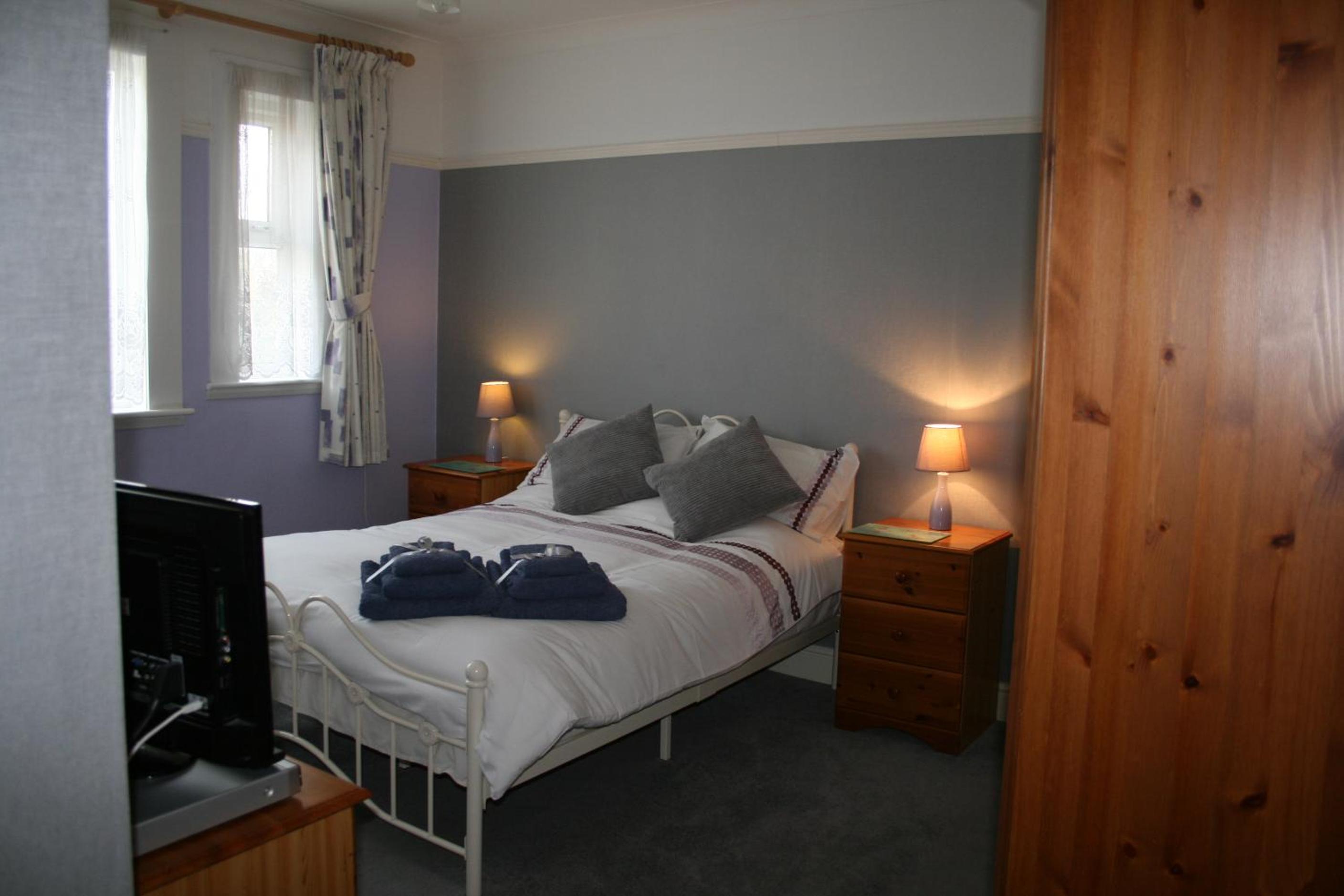 Large Double Room photo 3