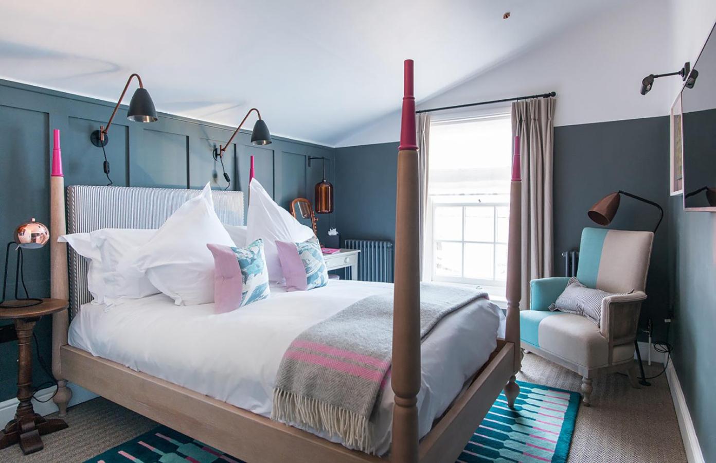 Small Double Room photo 1