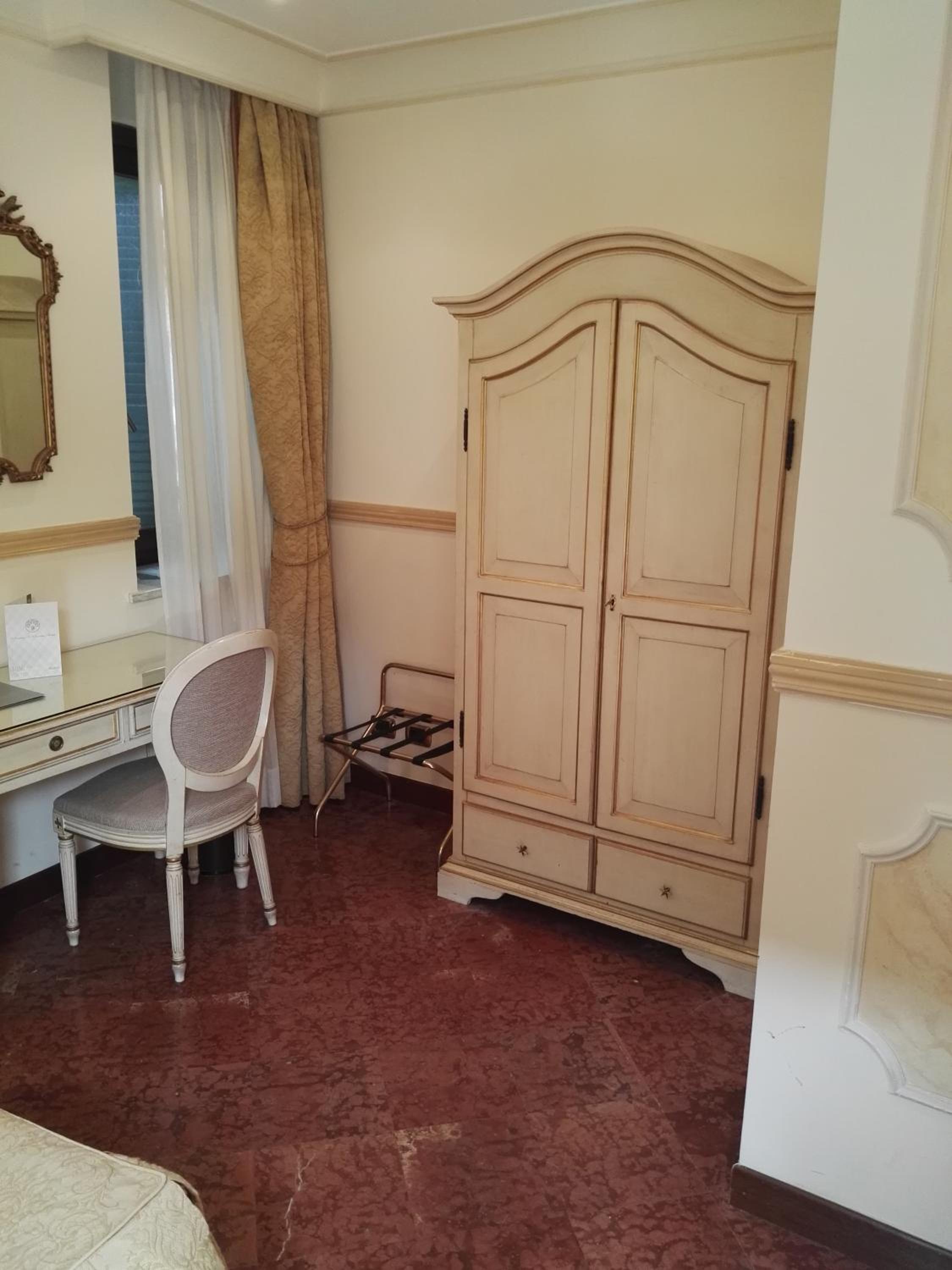 Single Room photo 1