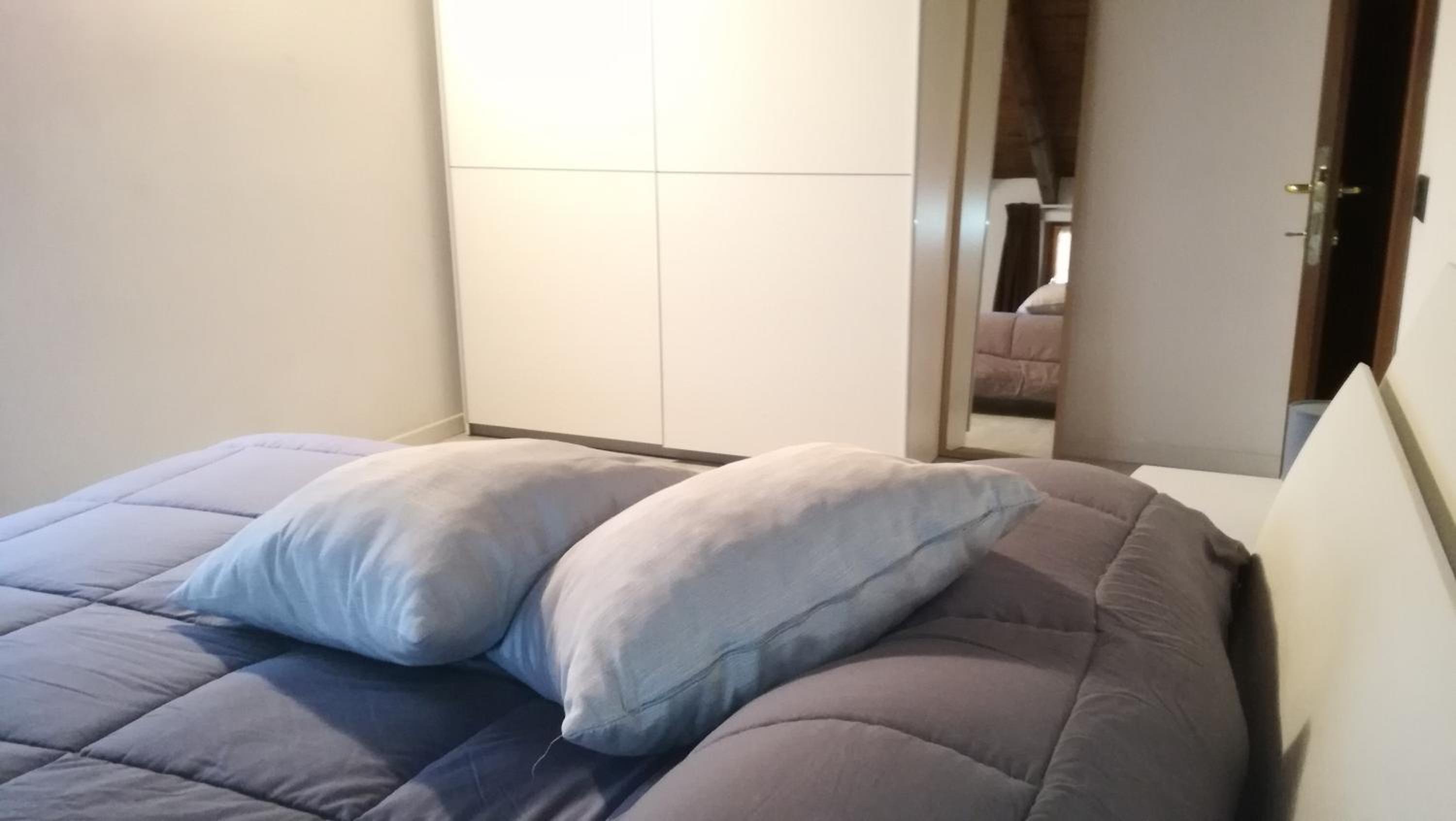 Apartment with Private Parking - Photo 1