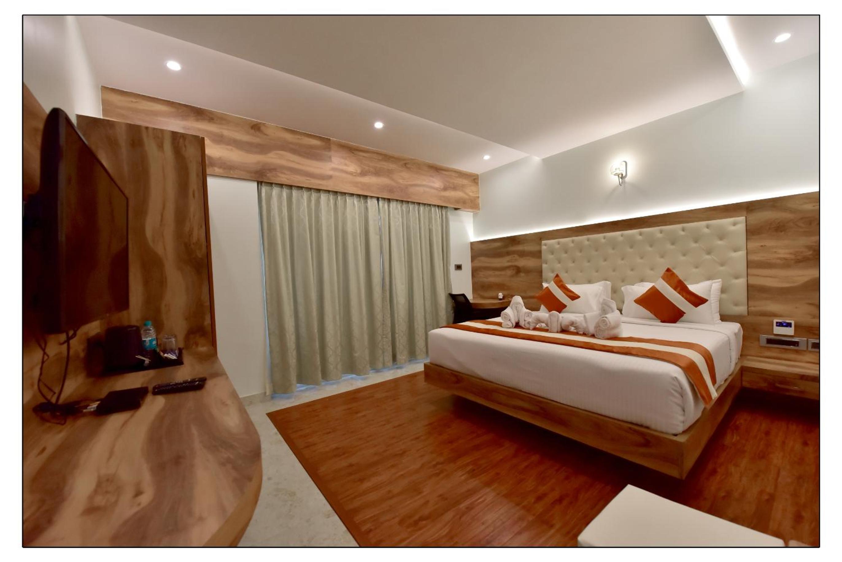 Deluxe Double or Twin Room with Garden View - Photo 2