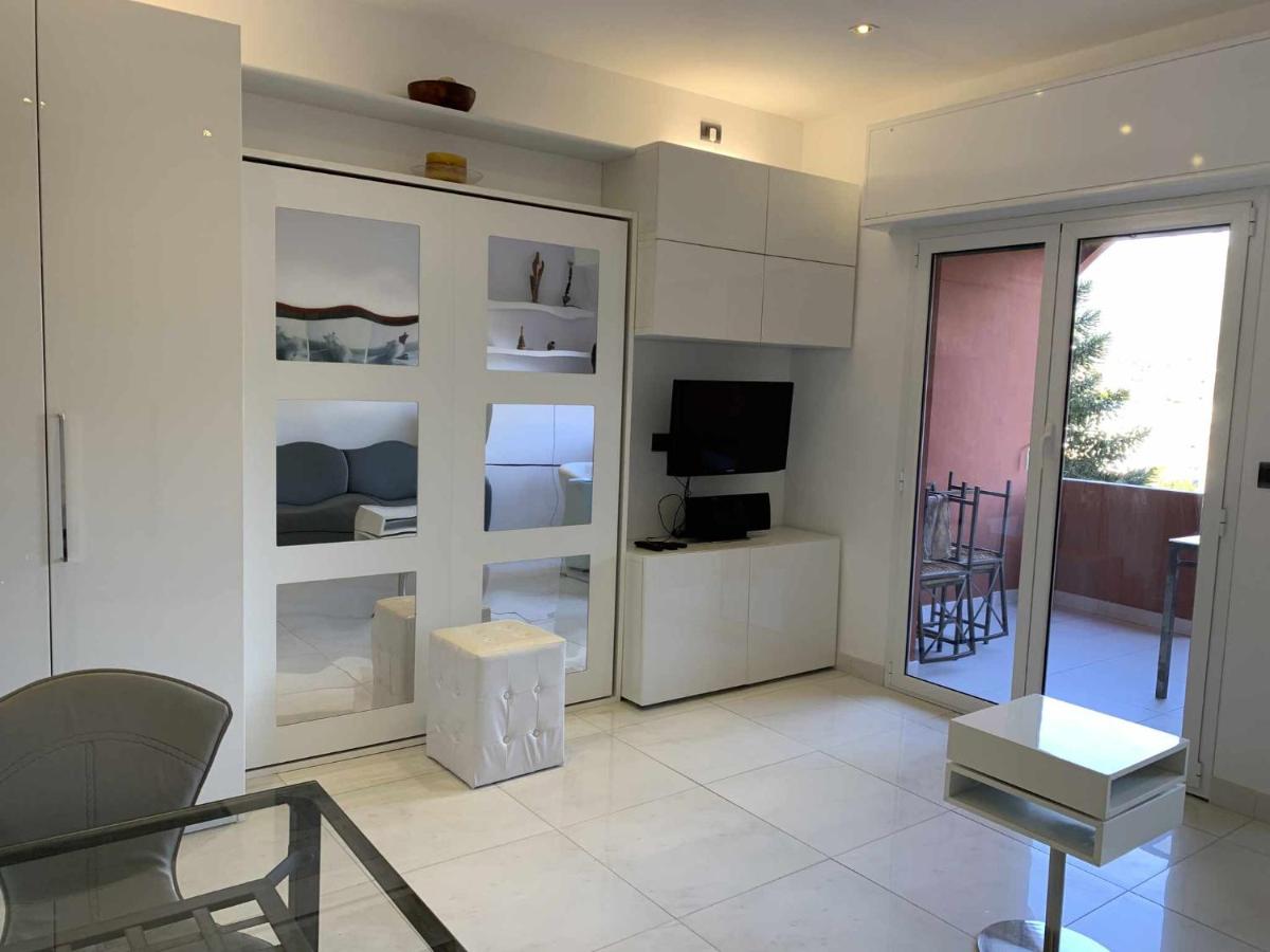 Studio Apartment with Sea View - Photo 10