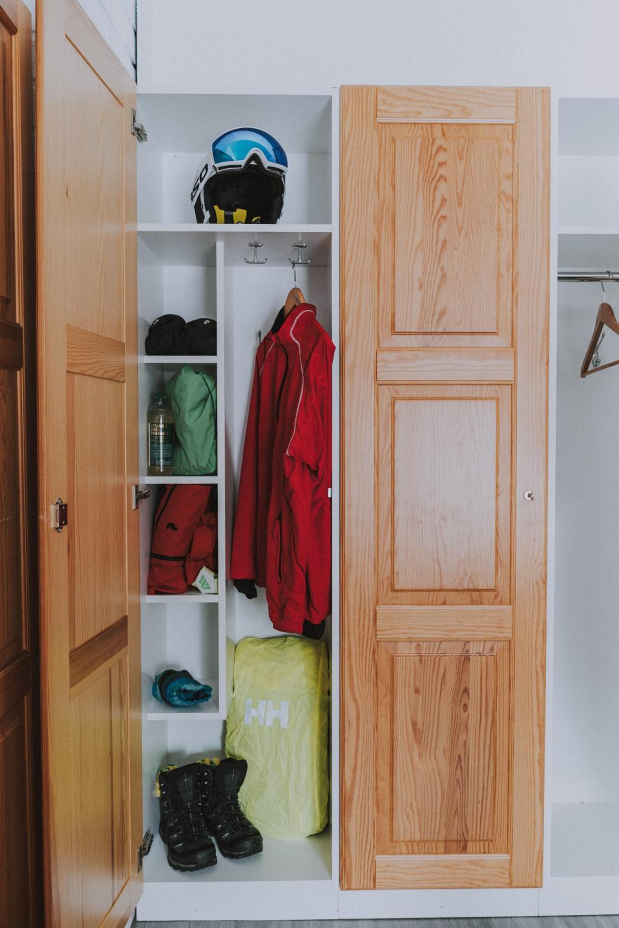 Bed in 2-Bed Mixed Dormitory Room photo 3