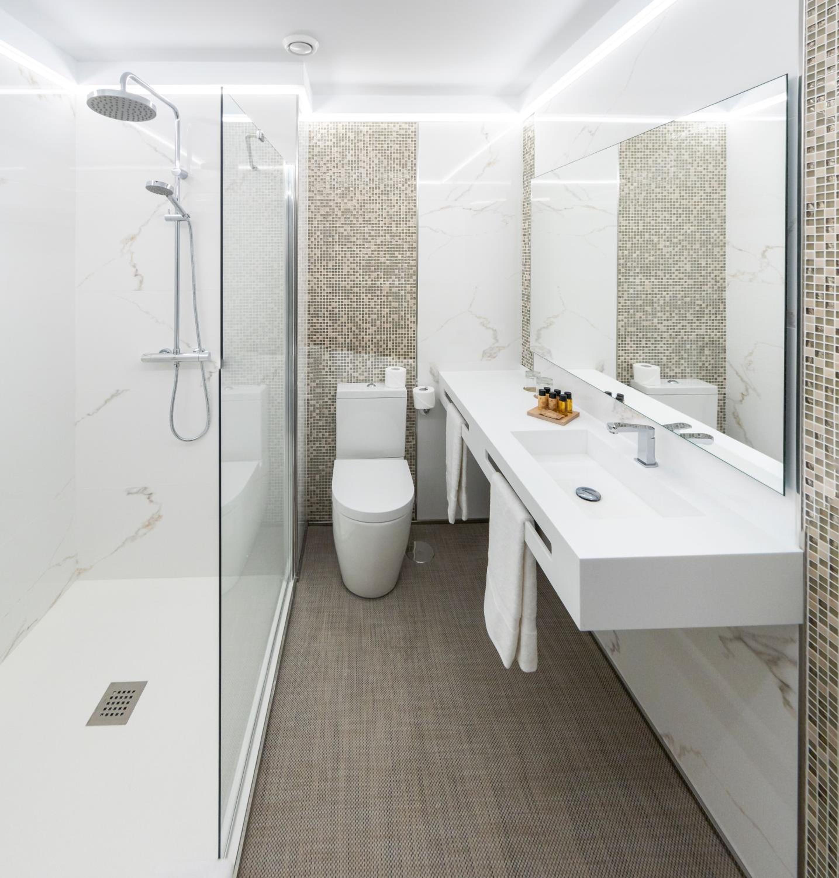 Triple Room with Terrace photo 3