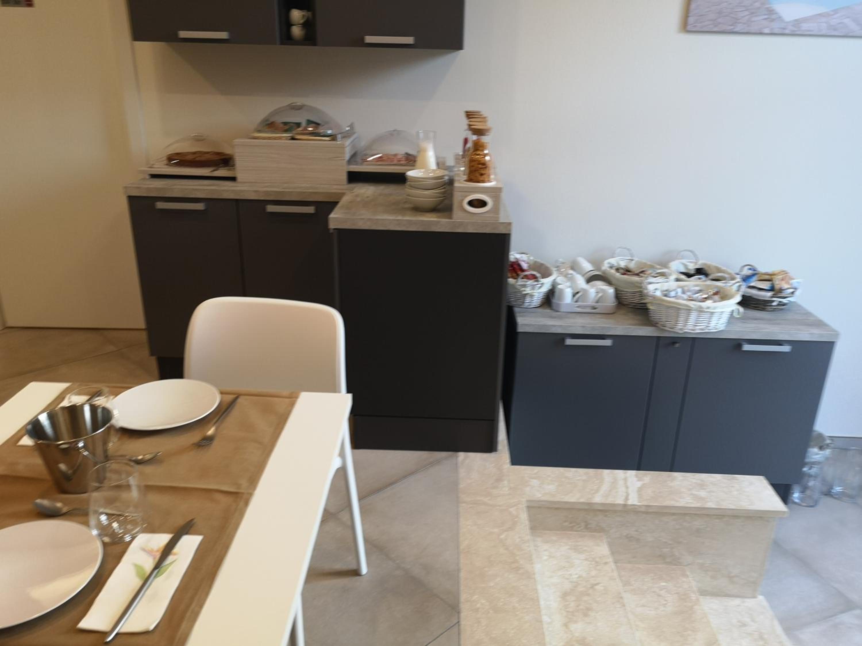 Double or Twin Room - Photo 16