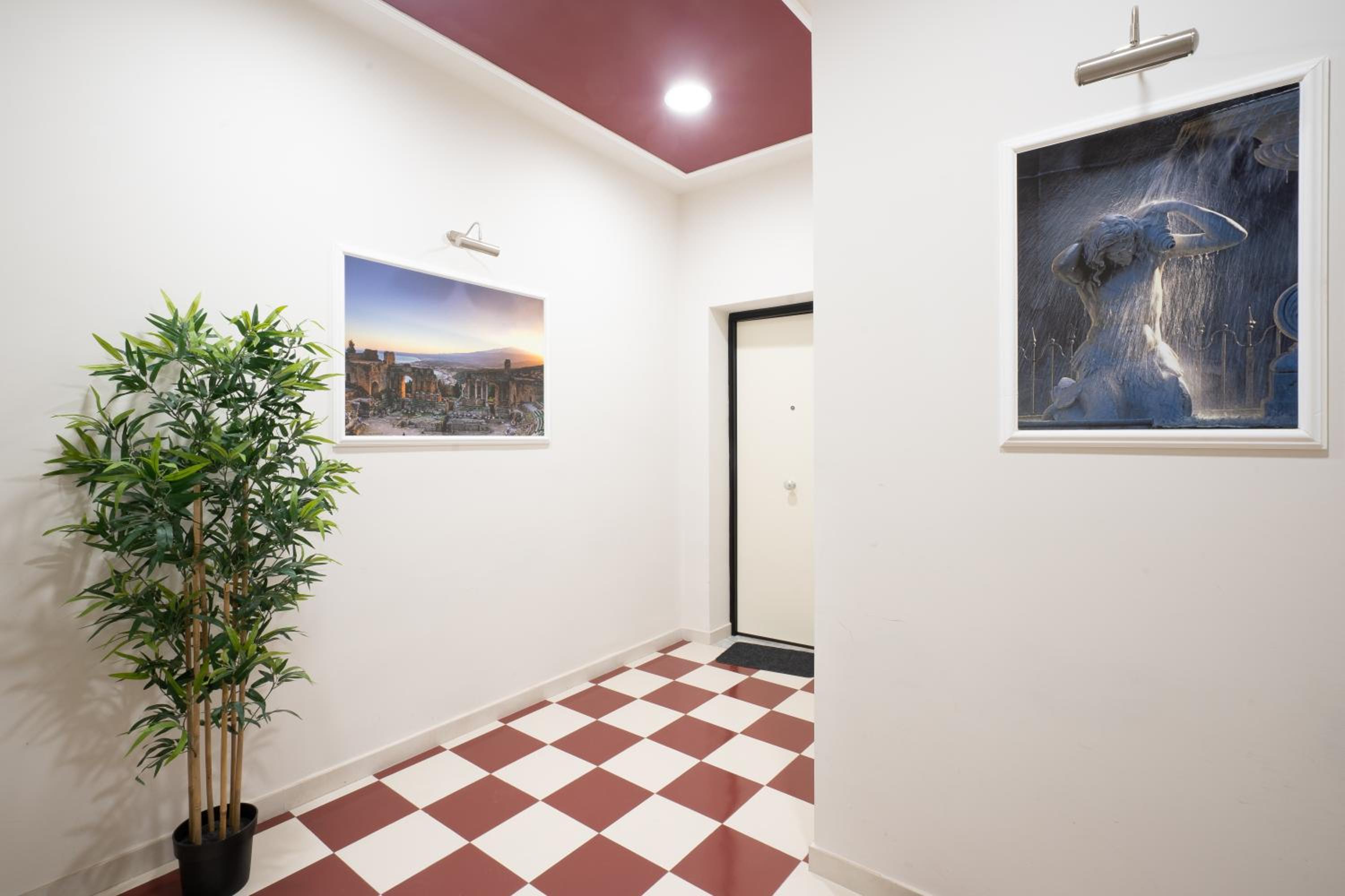 Apartment - Split Level photo 3