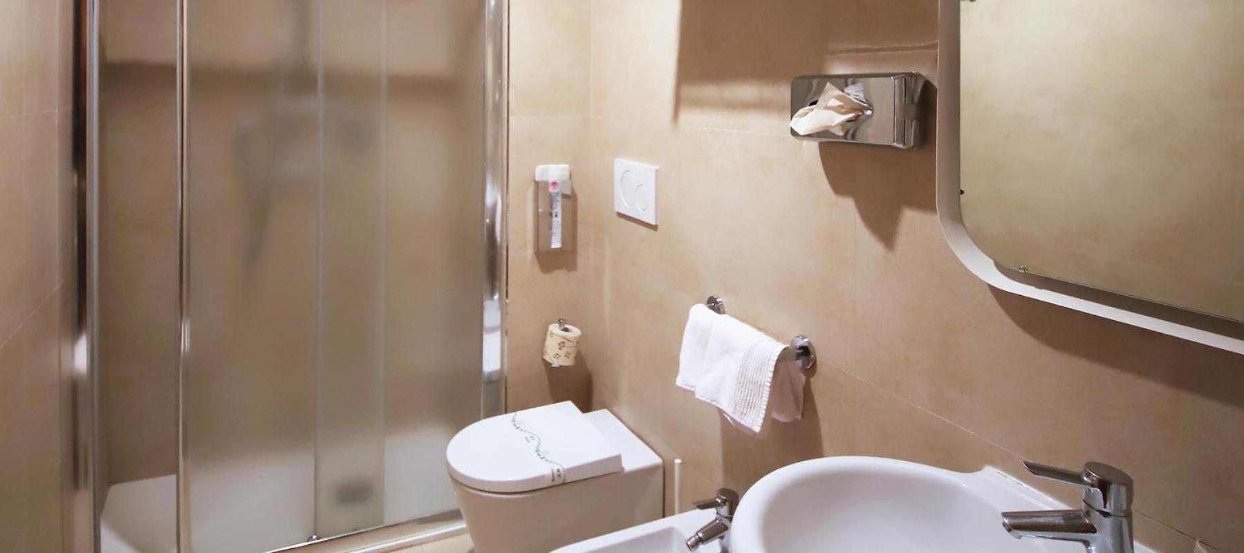 Superior Double Room - Photo 2
