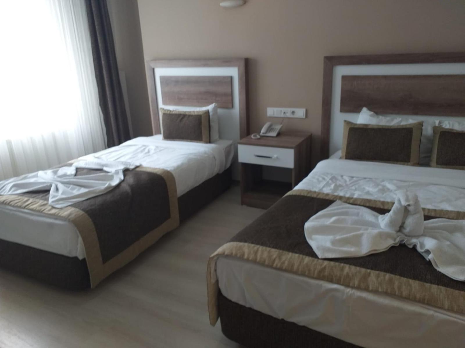 Standard Double or Twin Room photo 1