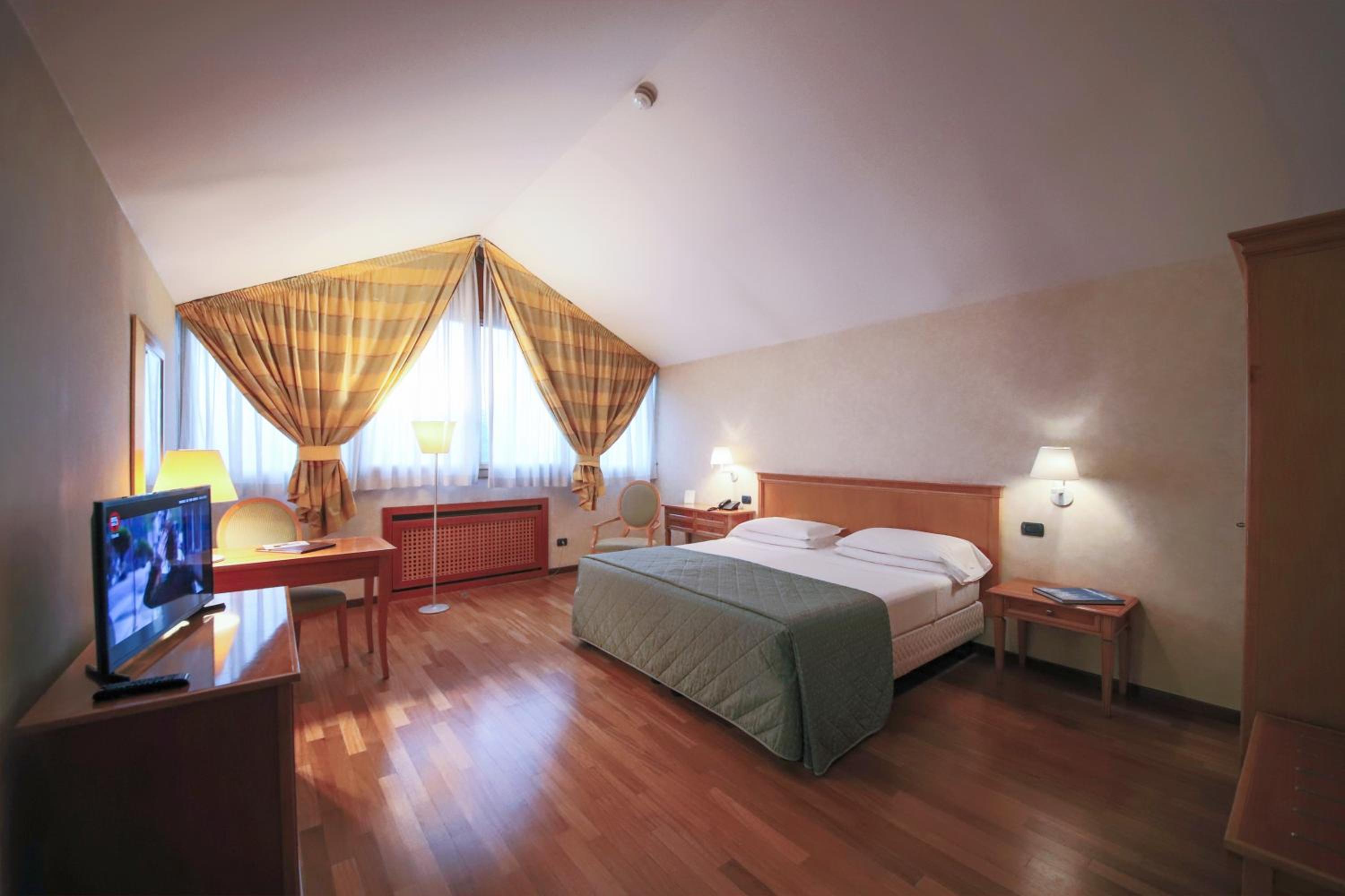 Double Room - Attic - Photo 1