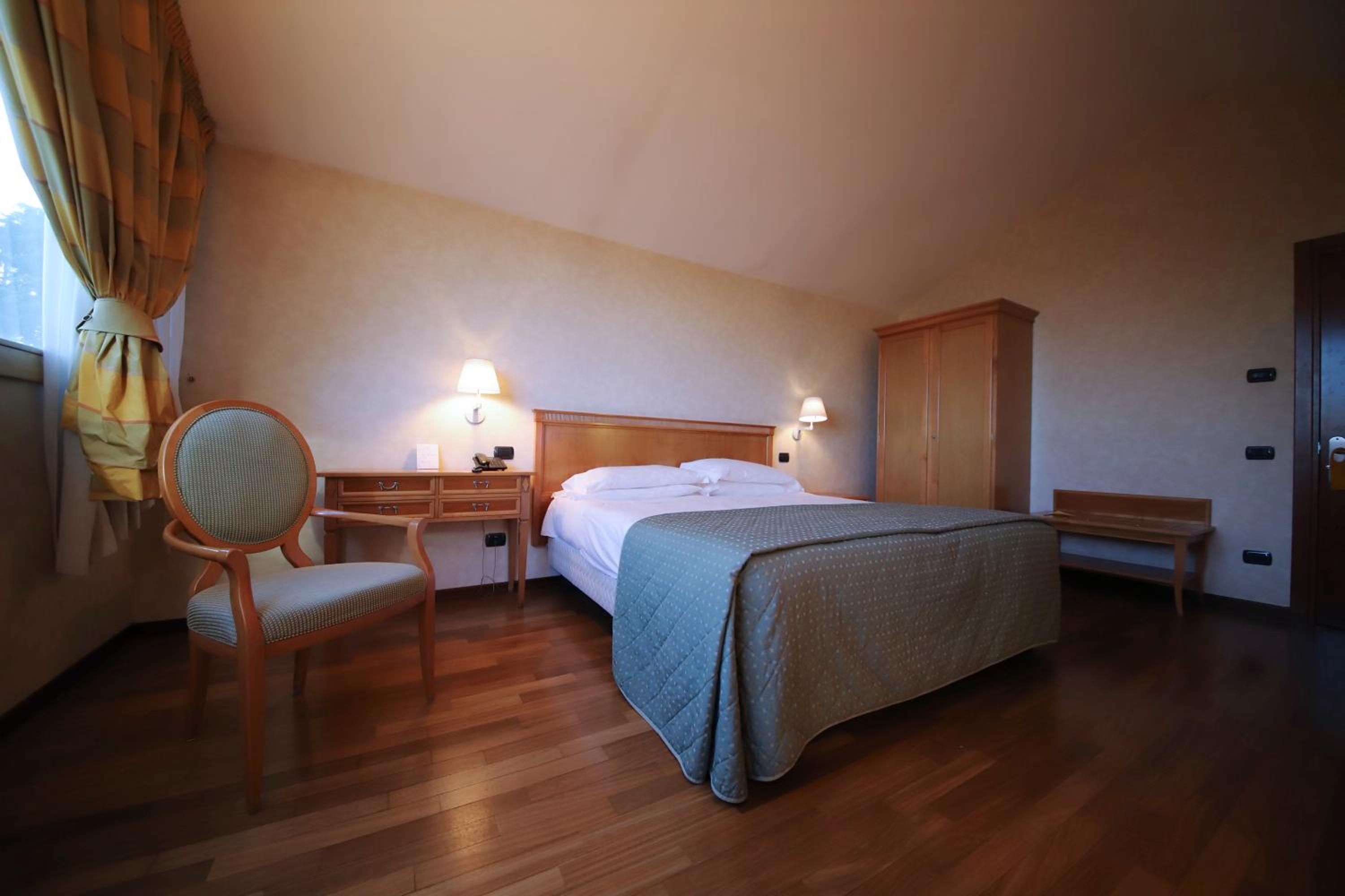 Double Room - Attic - Photo 3