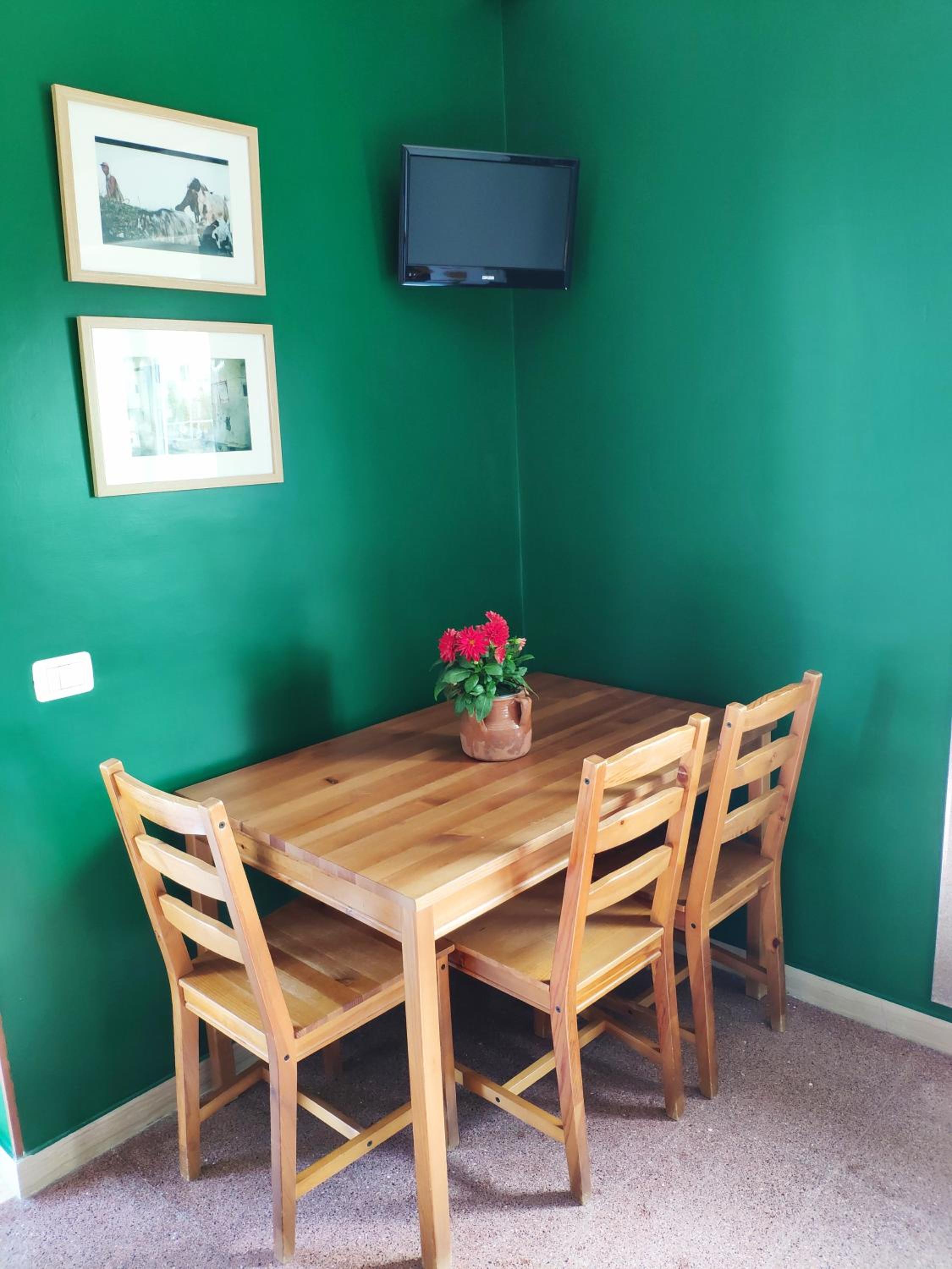Classic Quadruple Room - Photo 8