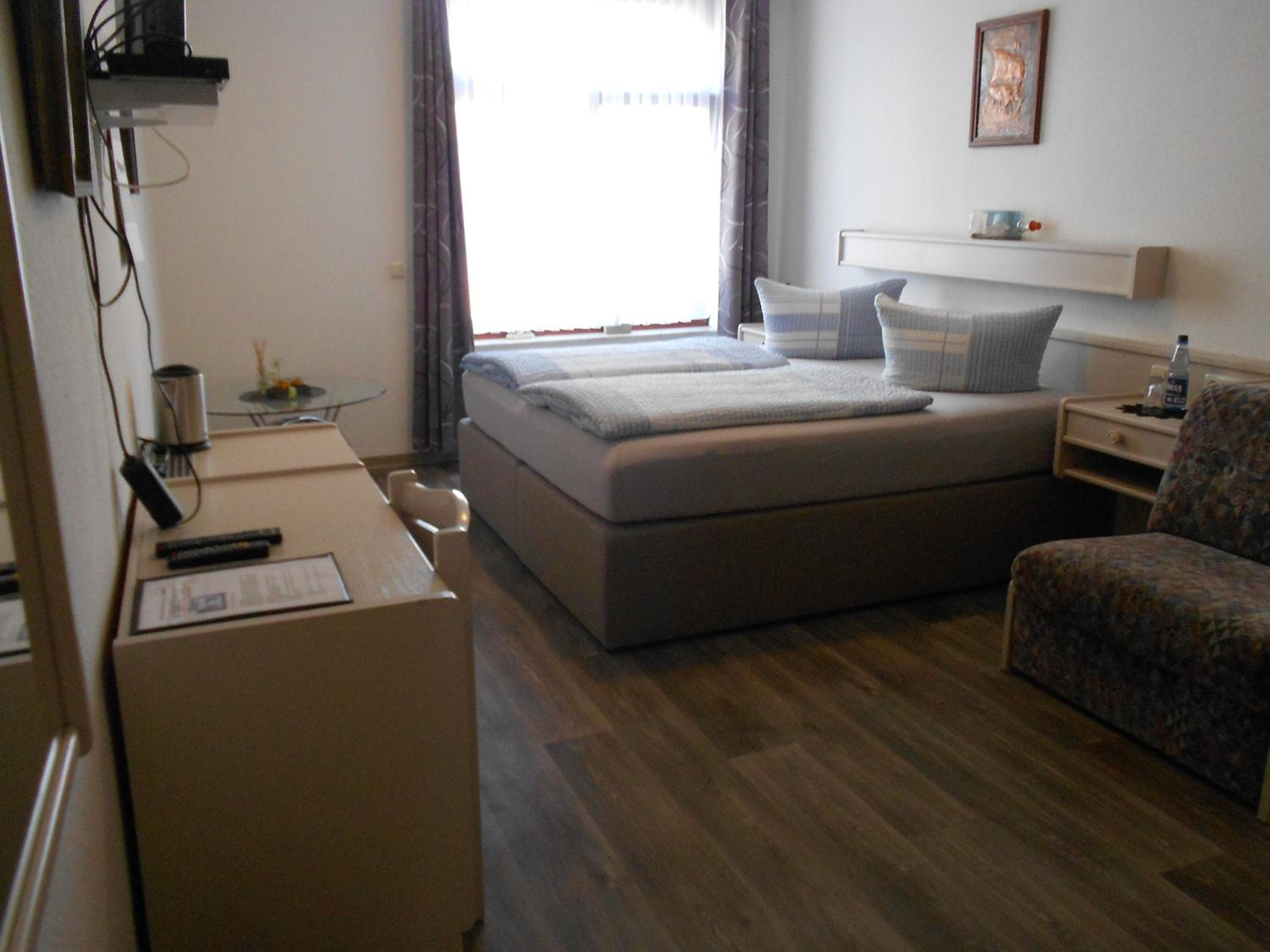 Double Room - Disability Access - Photo 3