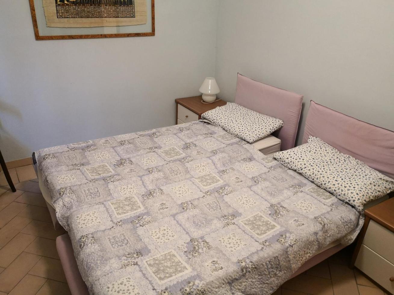 Two-Bedroom House - Photo 1