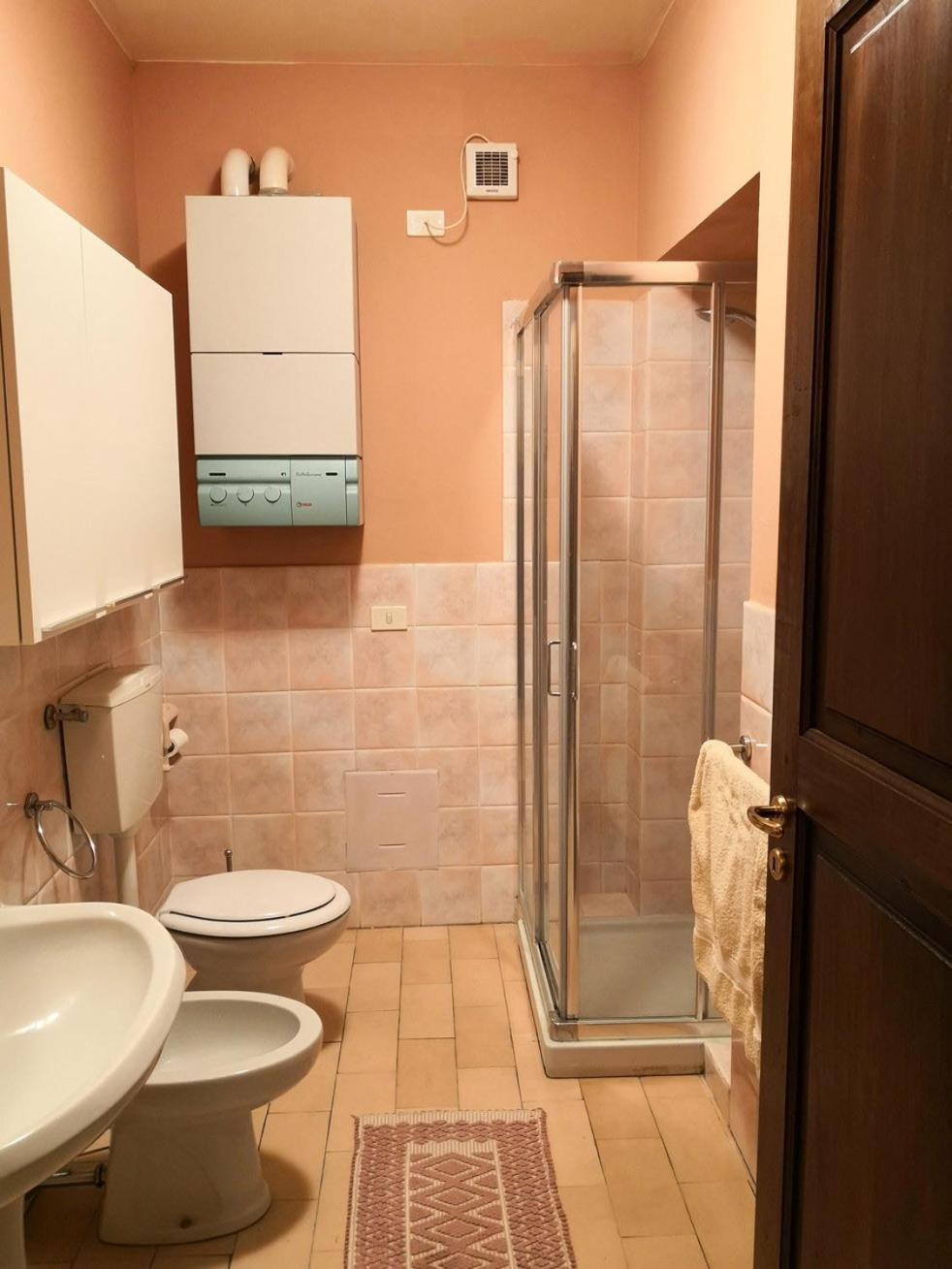 Two-Bedroom House - Photo 6