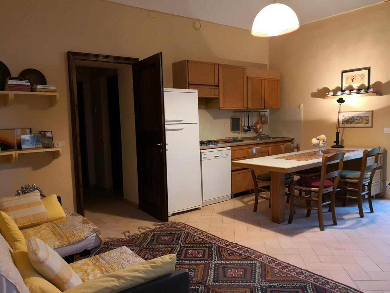 Two-Bedroom House - Photo 12