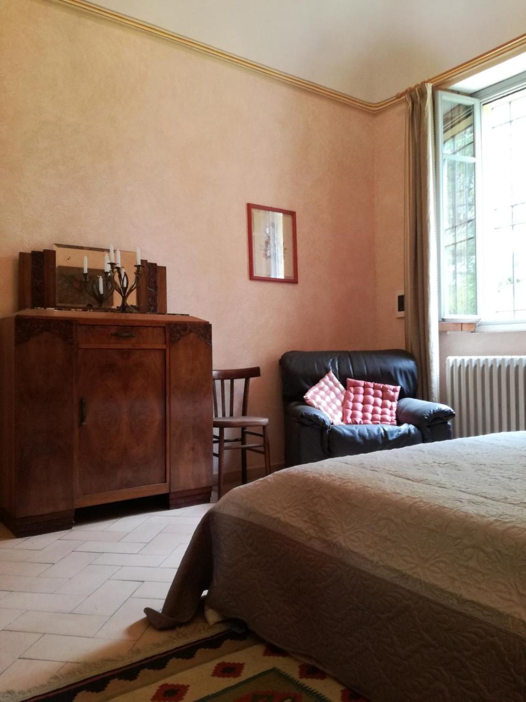 Two-Bedroom House - Photo 19