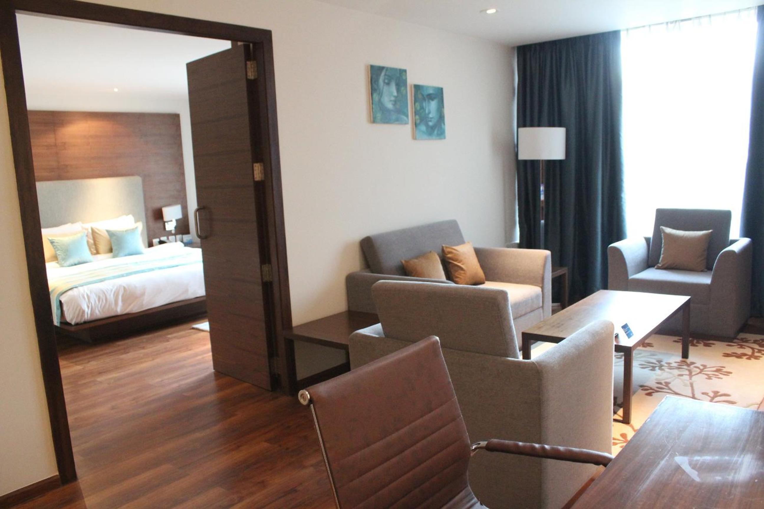 One-Bedroom Suite with 15% Discount on Food and Soft Beverages photo 3