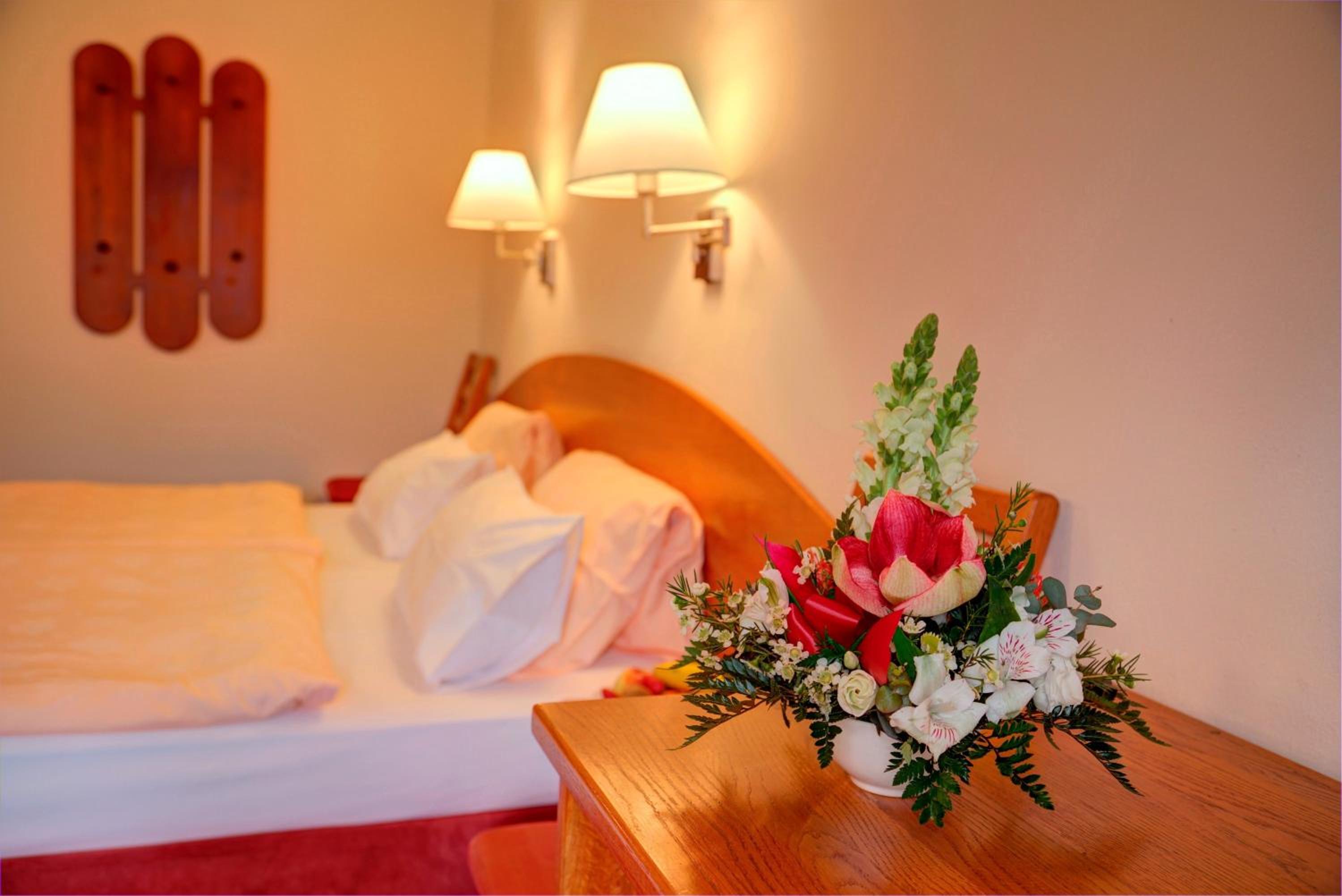 Double or Twin Room - Photo 4