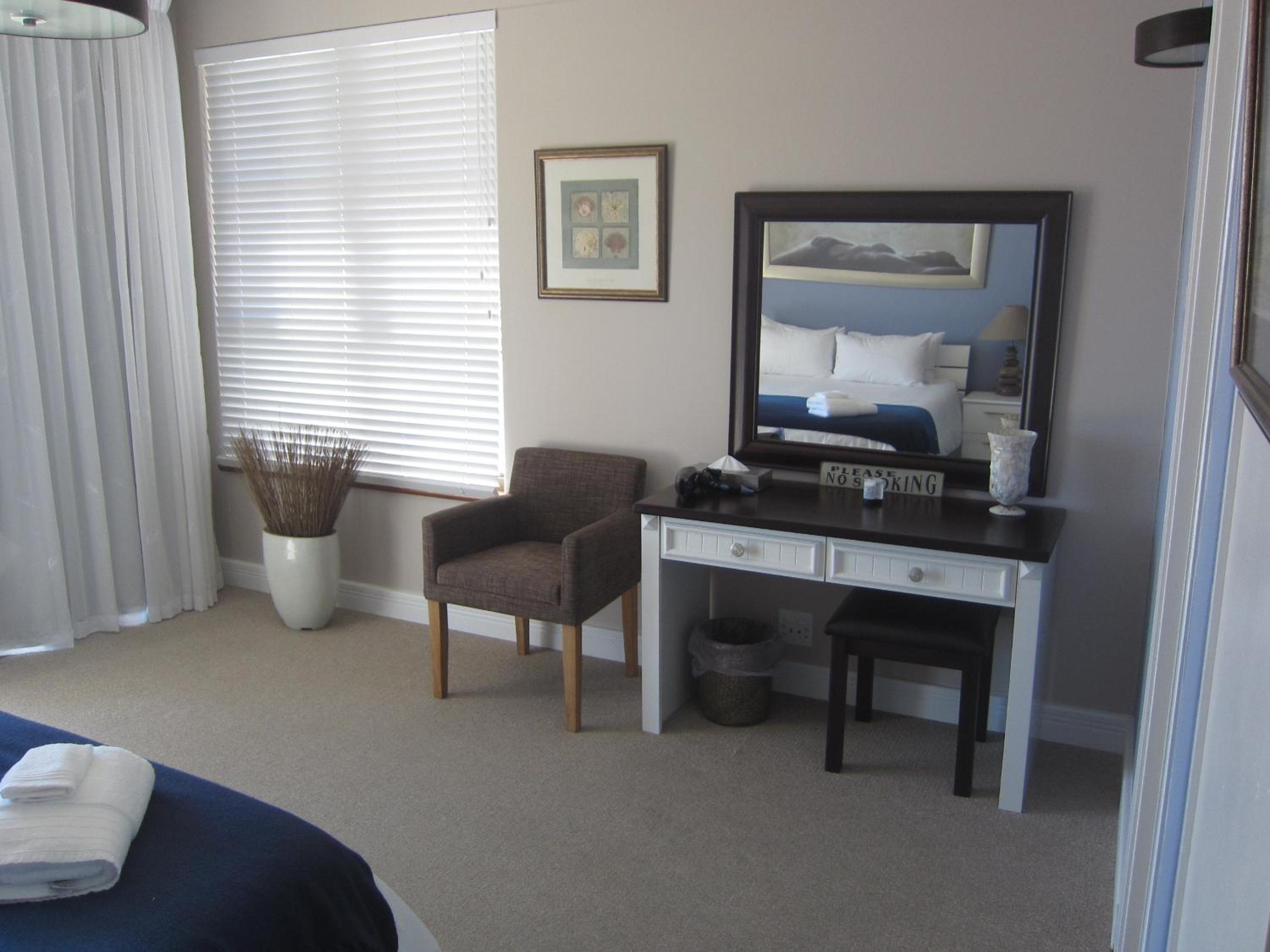 Three-Bedroom Apartment photo 1