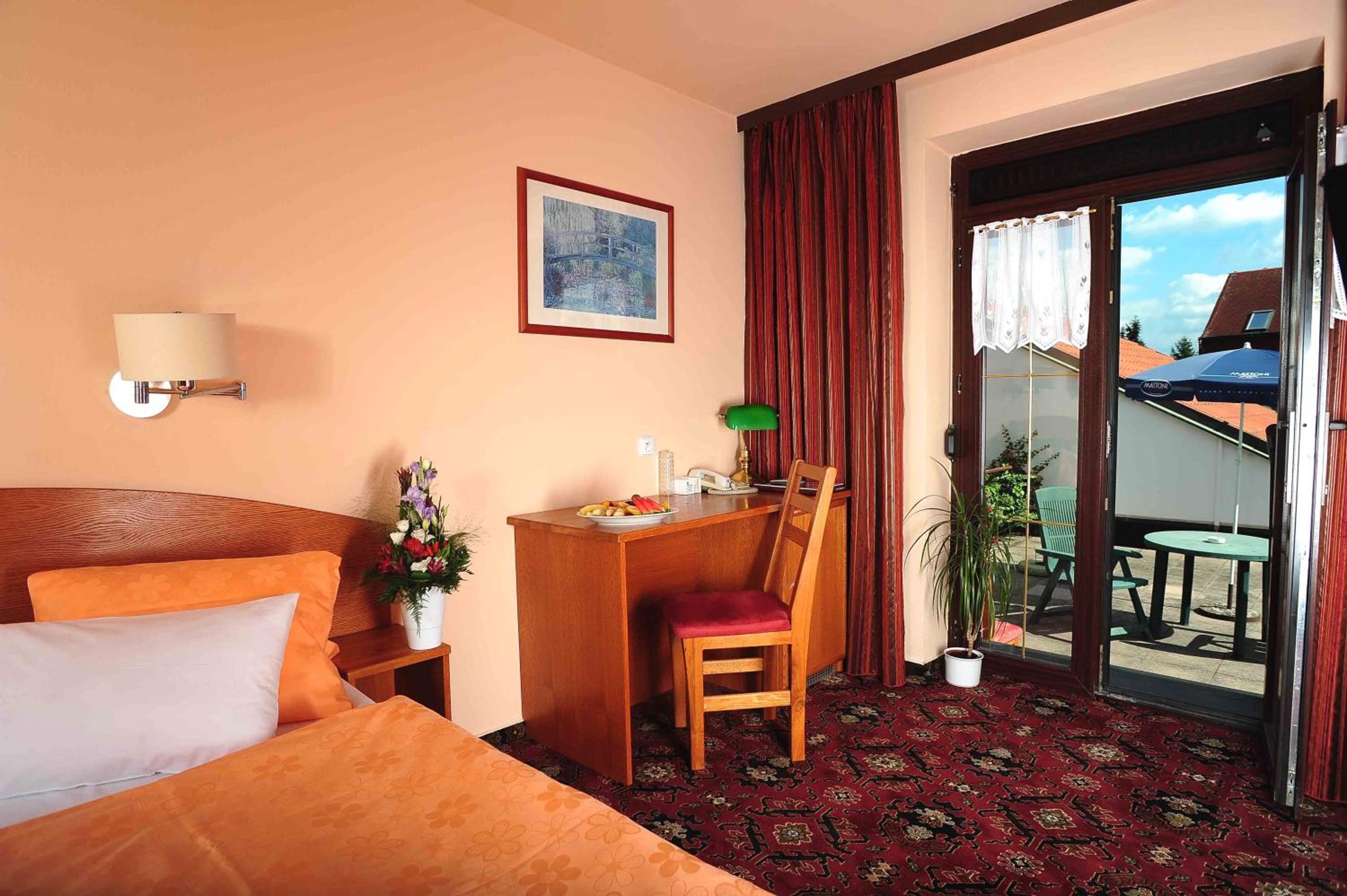 Double or Twin Room - Photo 1