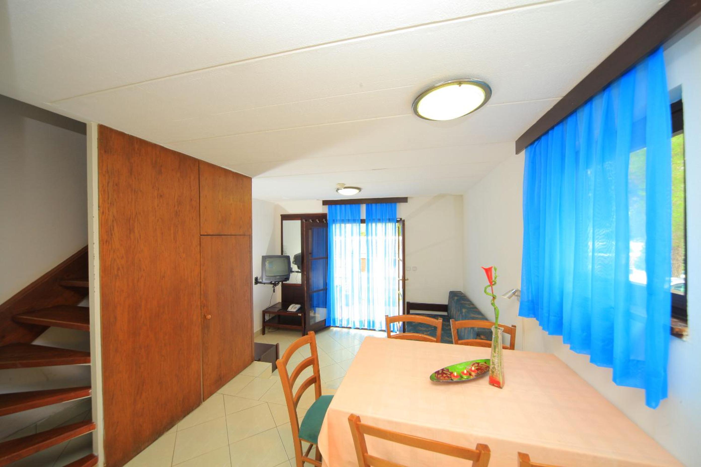 Classic Apartment (4+1) - Photo 3