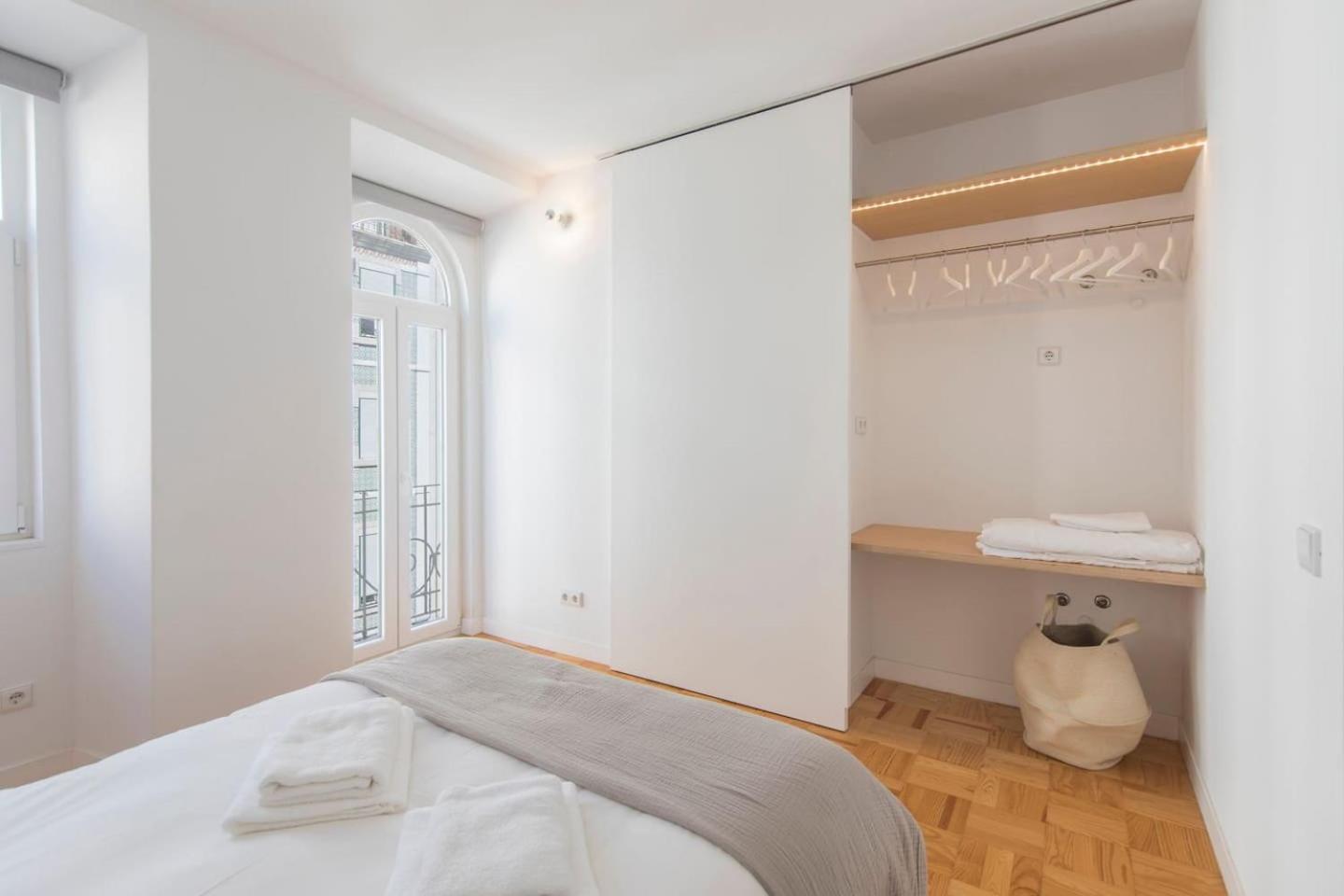Apartment - Photo 4