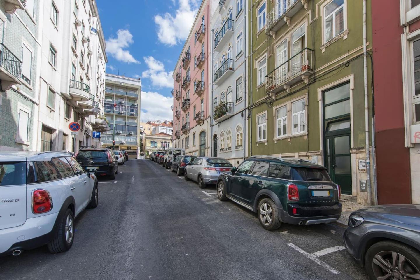 Apartment - Photo 32