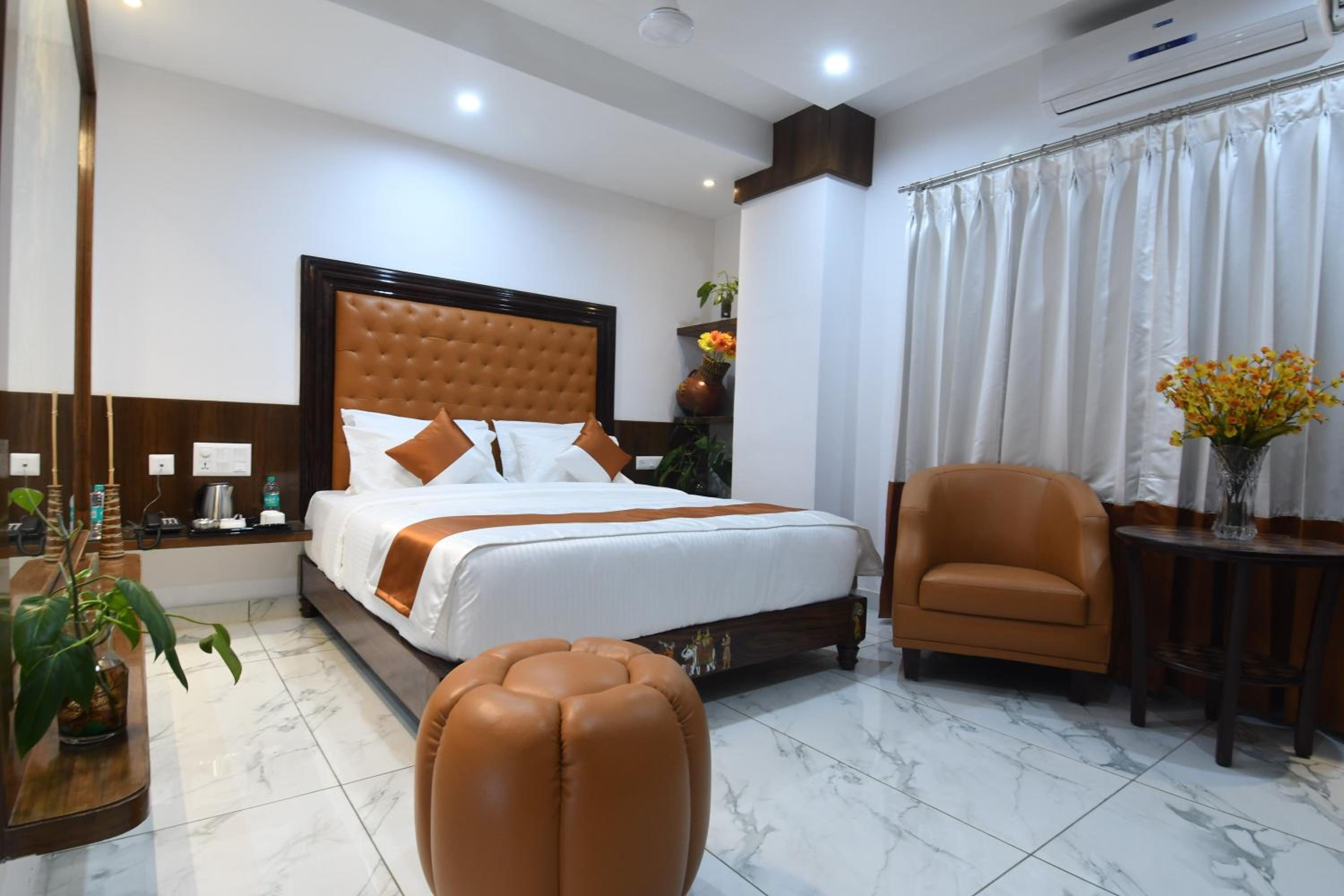 Executive Room - Photo 5