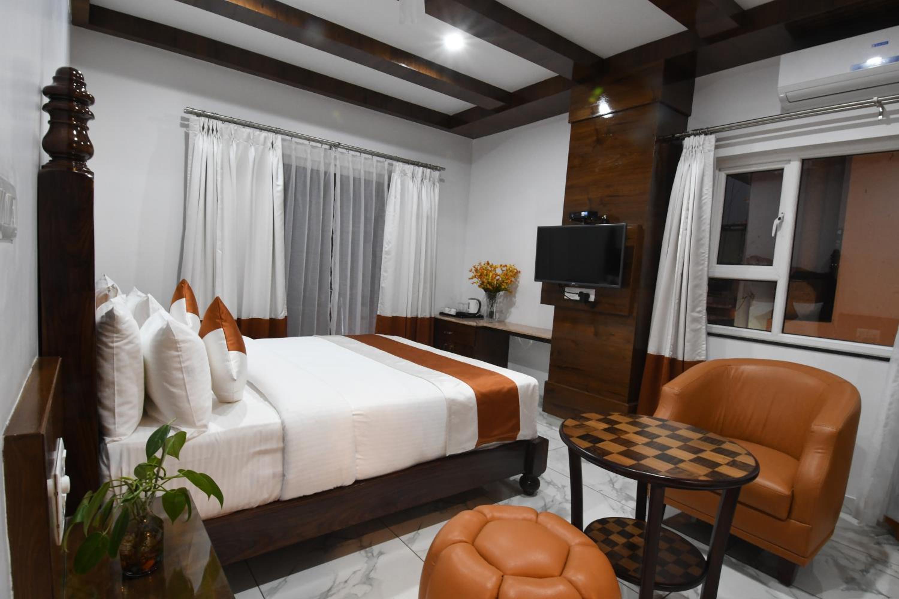 Executive Room - Photo 4