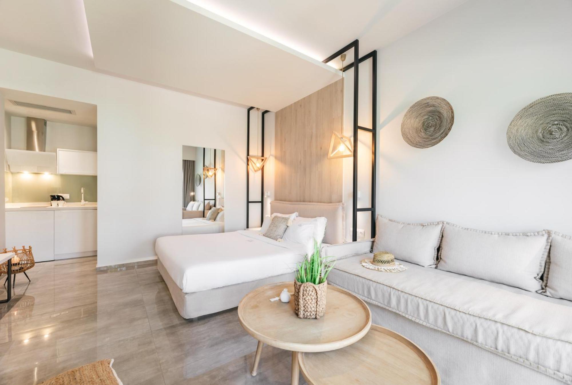 Superior Double Room - Photo 3