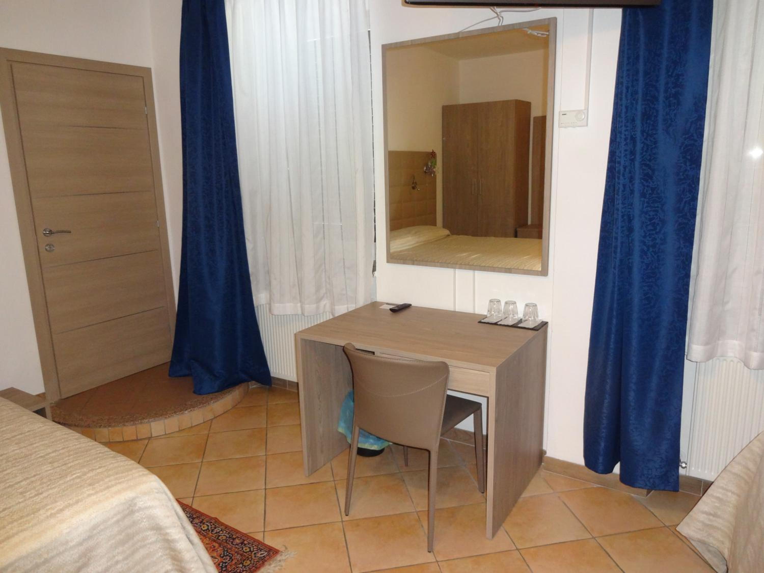 Classic Quadruple Room photo 1