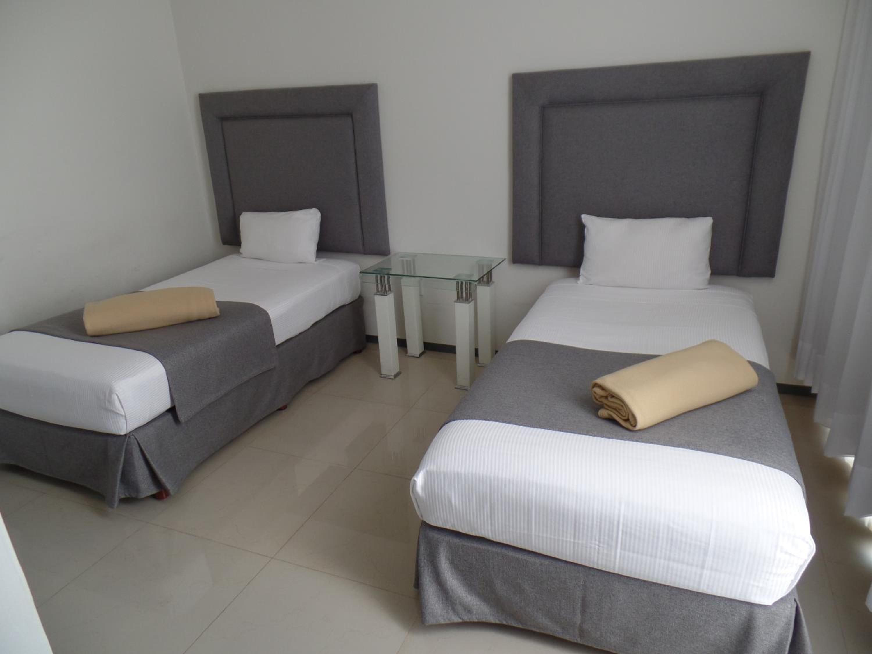 Standard Suite - Photo 1