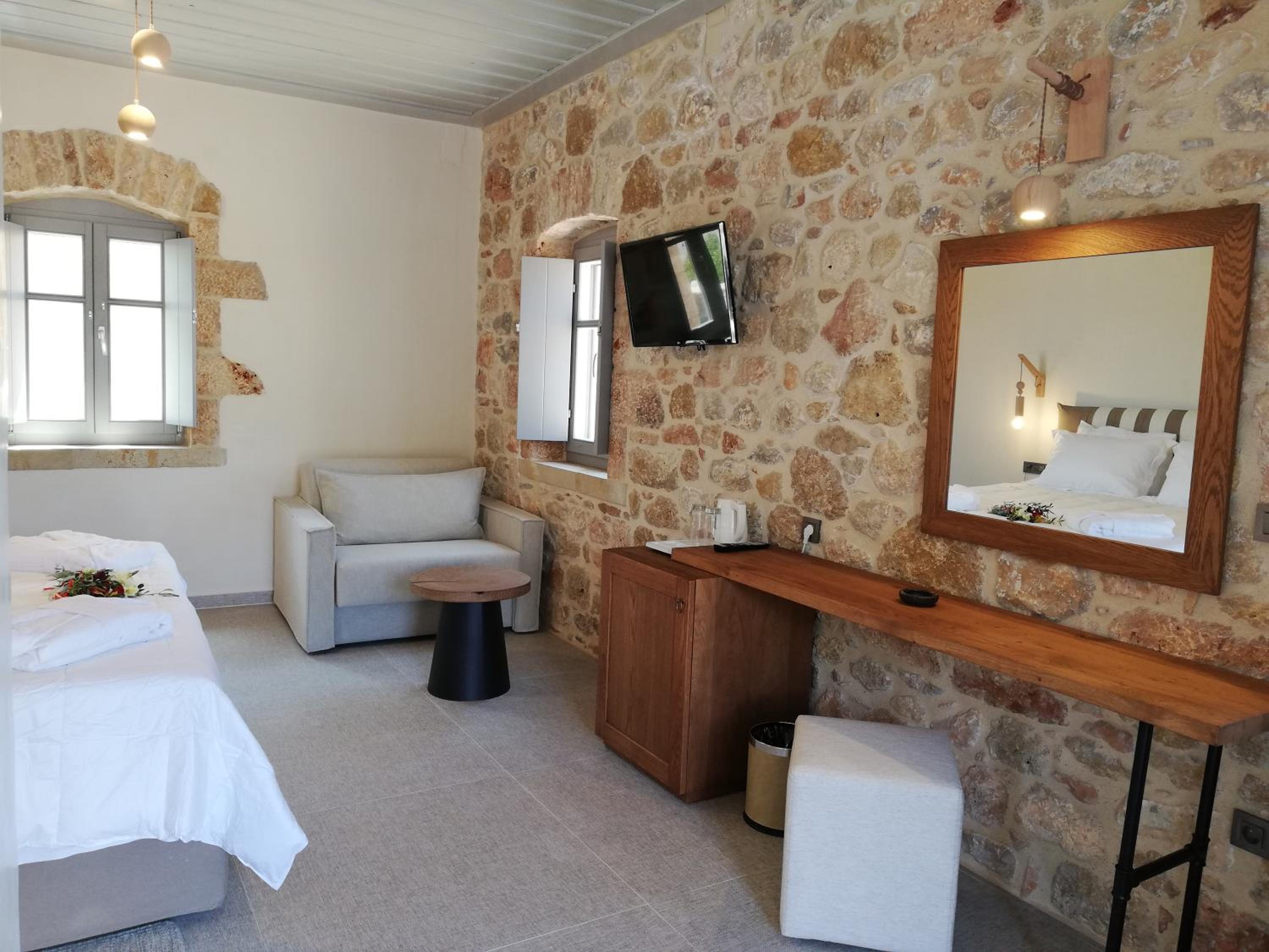 Deluxe Double Room - Photo 2