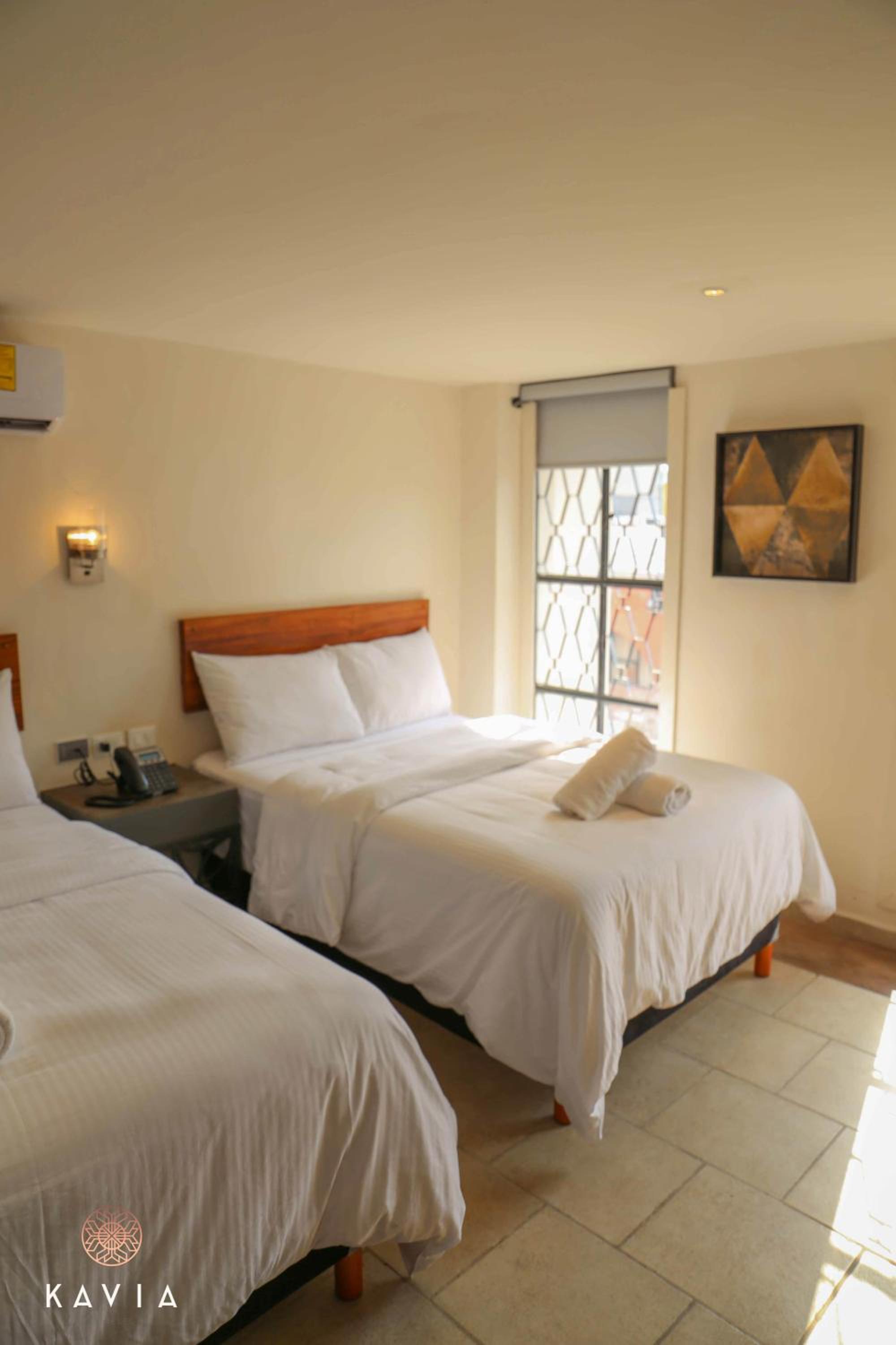 Superior Double Room with Two Double Beds - Photo 7