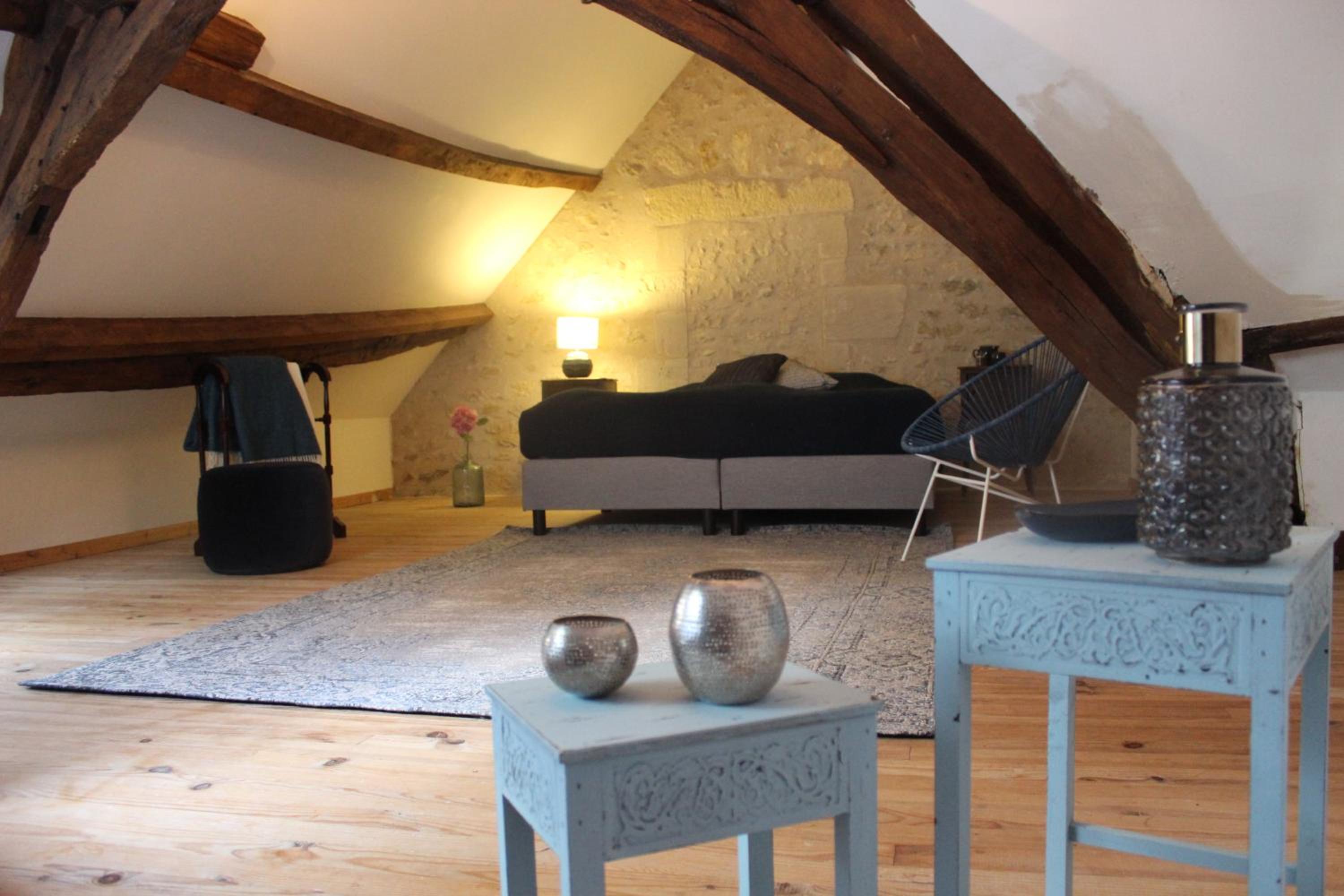 King Suite - Photo 11