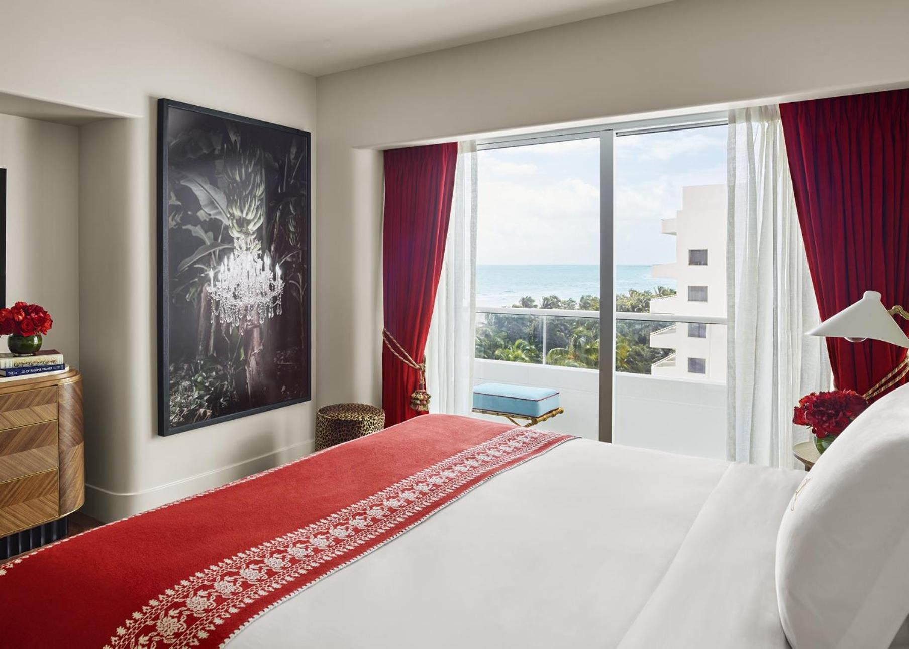 King Room with Partial Ocean View