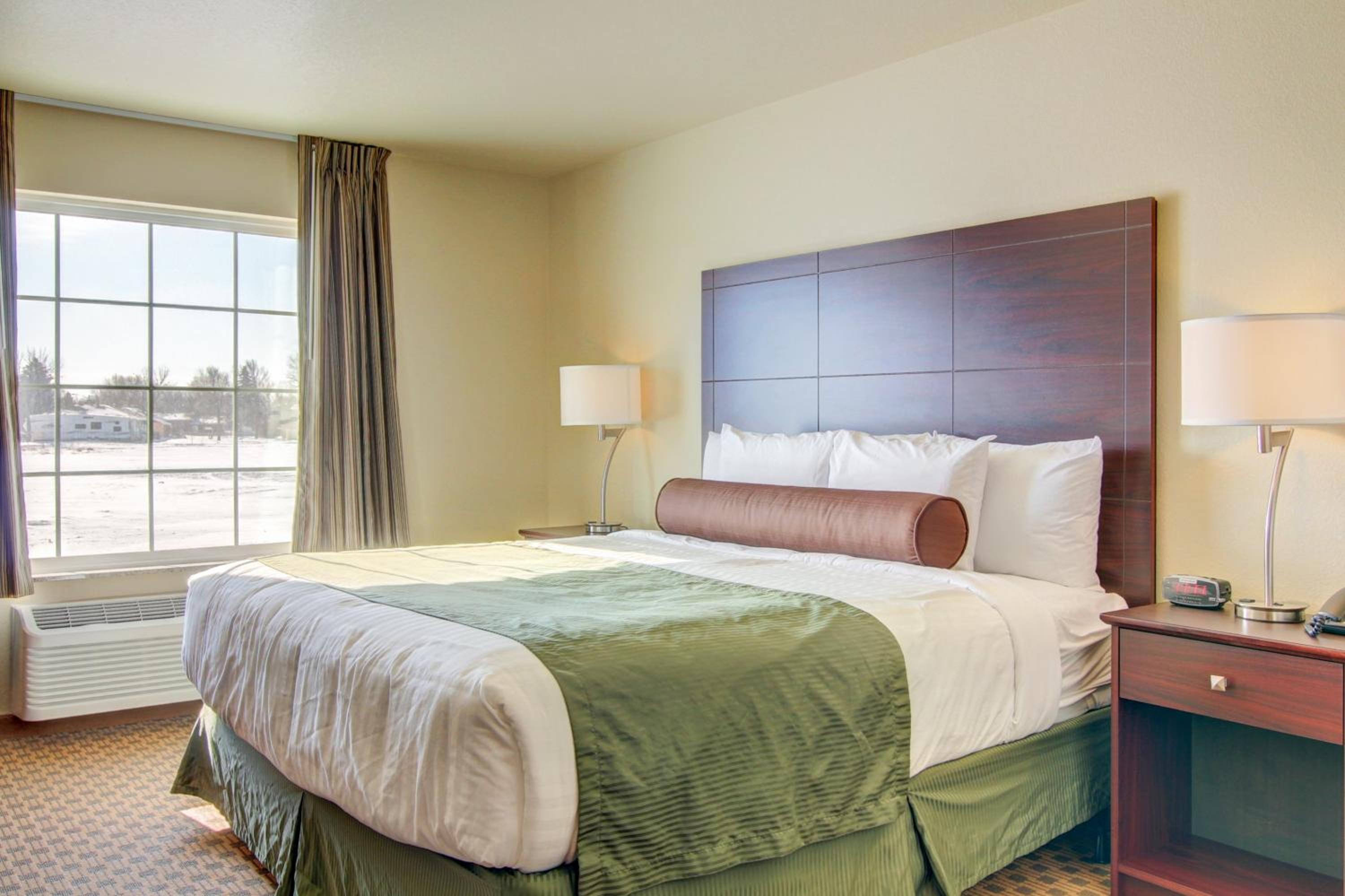 Deluxe King Room photo 3