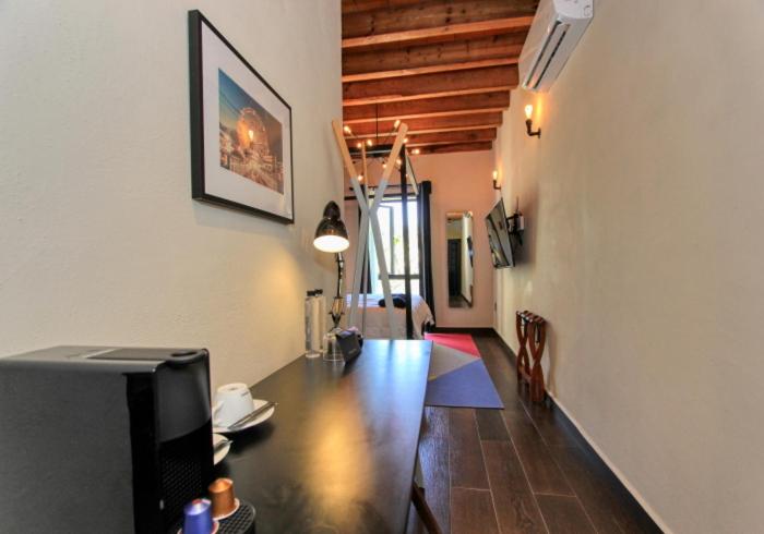 Jr Suite King - Photo 1