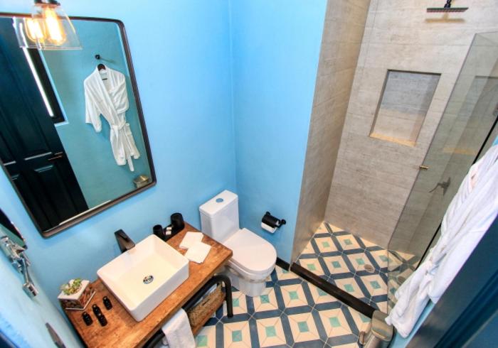Jr Suite King - Photo 16