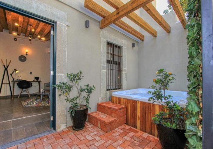 Master Suite with Terrace - Photo 2